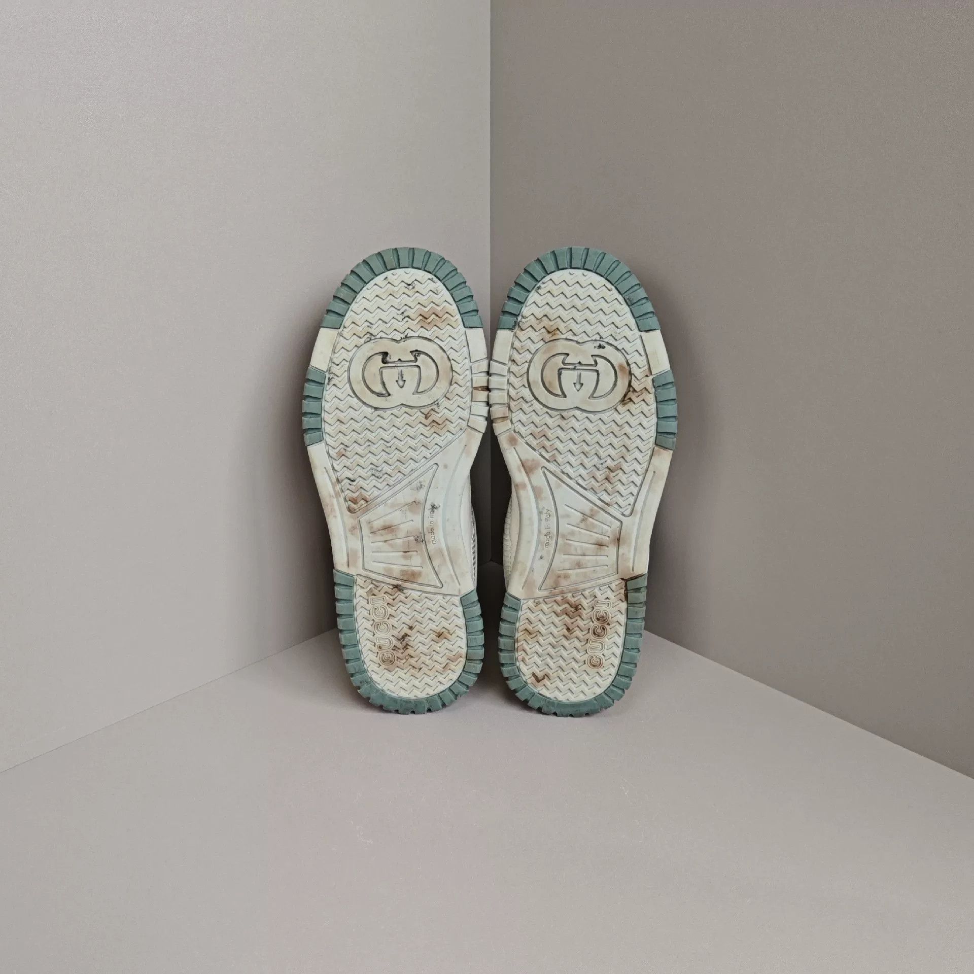 Gucci Gucci Lowtop Sneakers us_6 Women Size US 6 / IT 36 - 5 Thumbnail