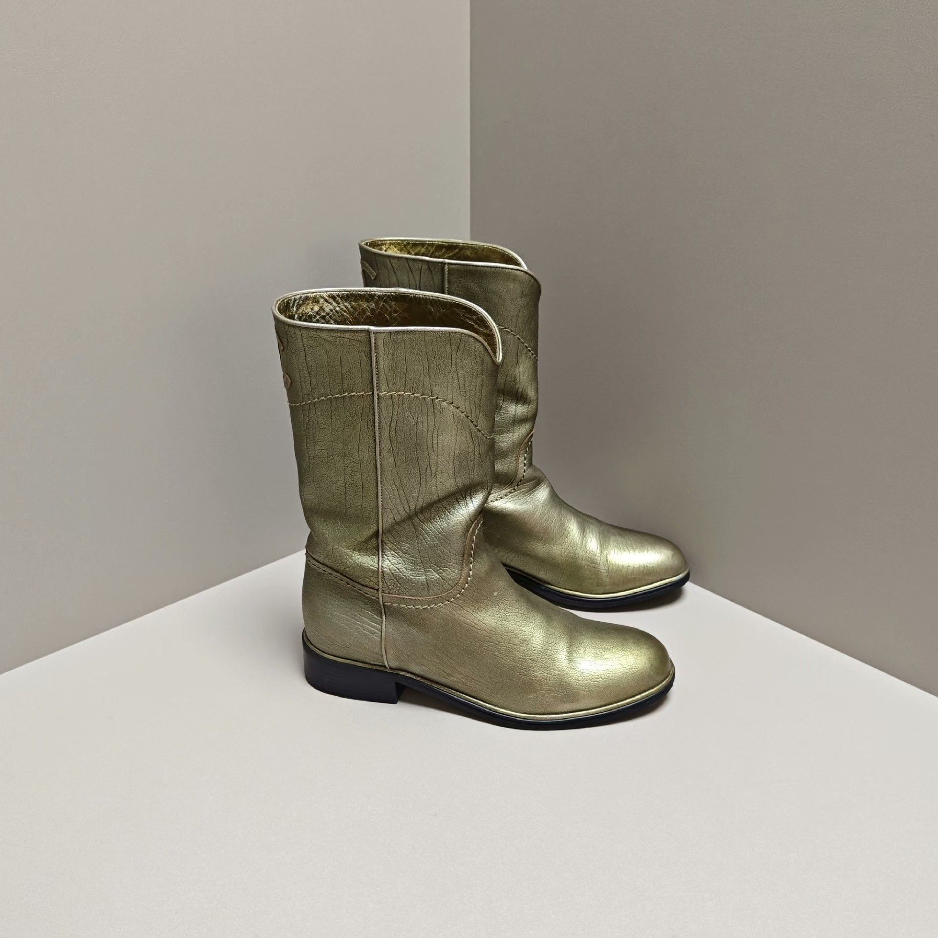 Chanel Chanel Retro Gold Boots us_7 Women Size US 7 / IT 37 - 4 Thumbnail