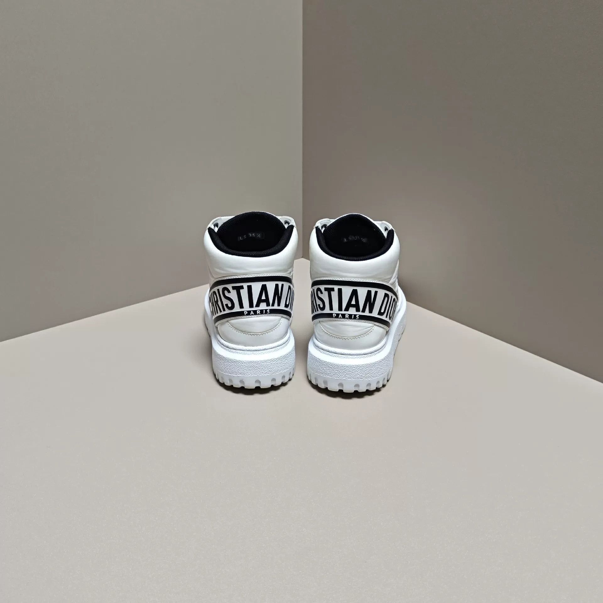 Dior Dior Lowtop Sneakers us_5 Women Size US 5 / IT 35 - 3 Thumbnail