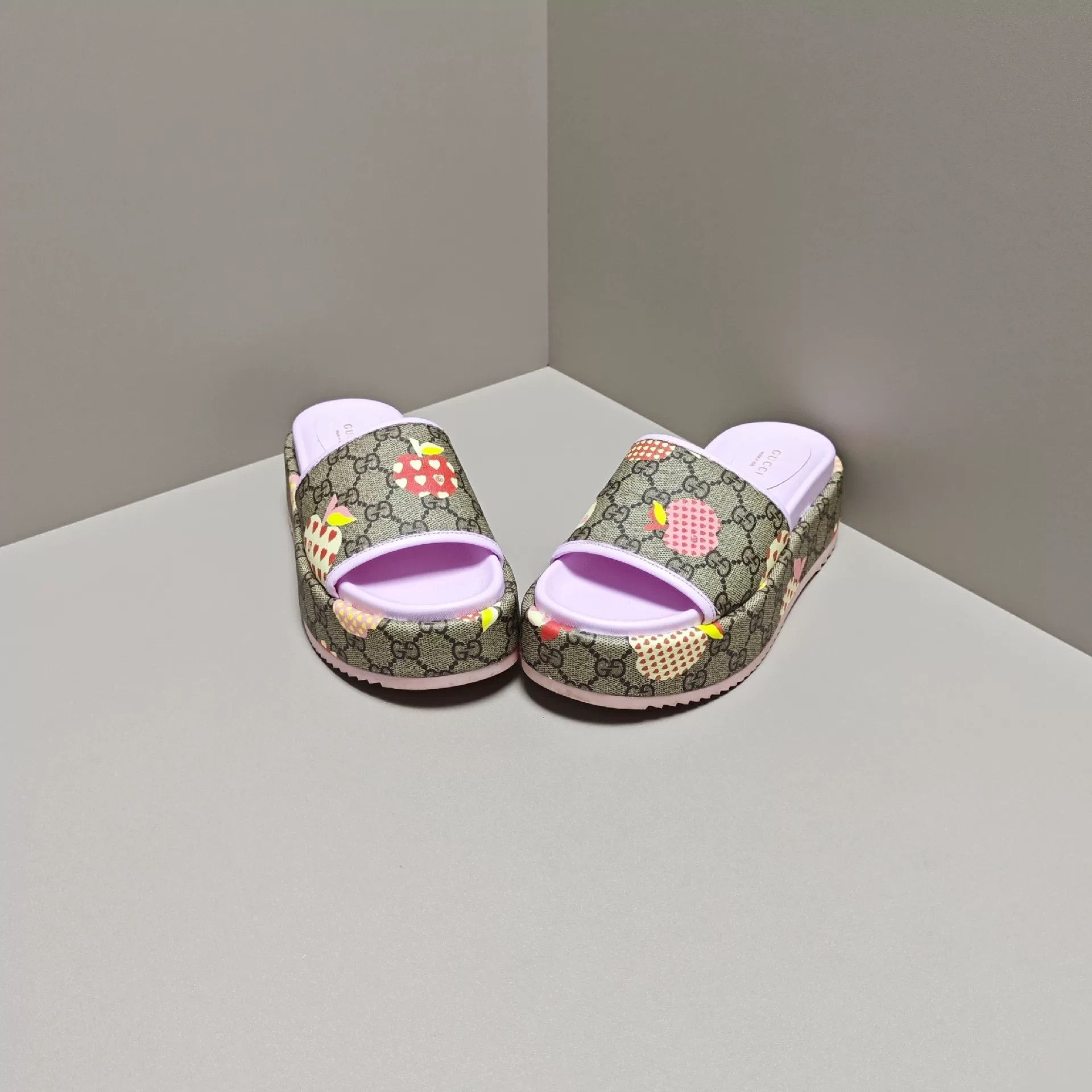 Gucci Gucci Sandals us_6 Women Size US 6 / IT 36 - 2 Thumbnail