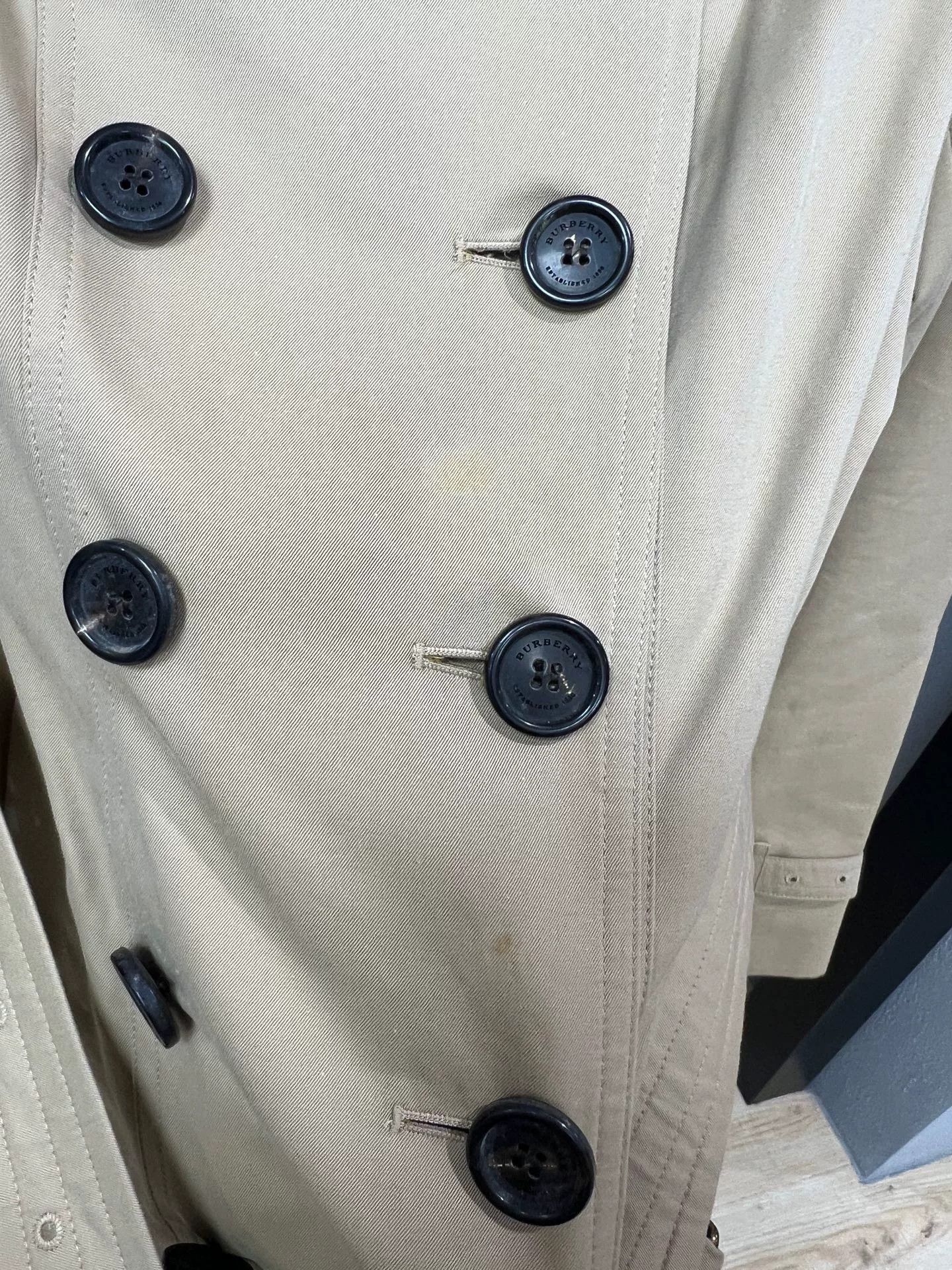 Burberry Burberry Chelsea Trench Coat Size M / US 6-8 / IT 42-44 - 6 Thumbnail