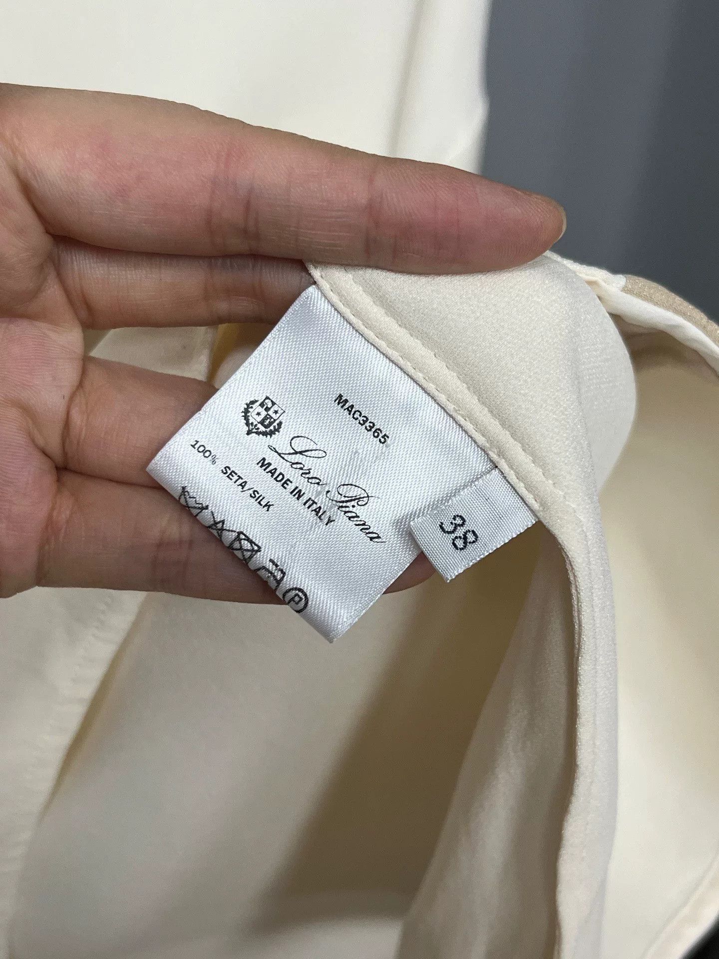Loro Piana Loro Piana Silk Top Size S / US 4 / IT 40 - 3 Thumbnail