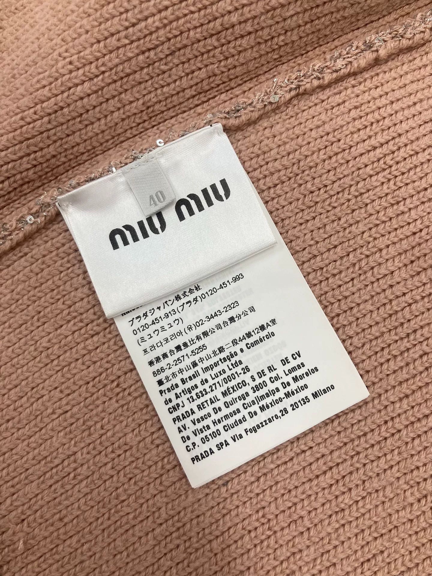 Miu Miu Miumiu Pink Sequin Crystal Button Knit Cardigan Size S / US 4 / IT 40 - 6 Thumbnail