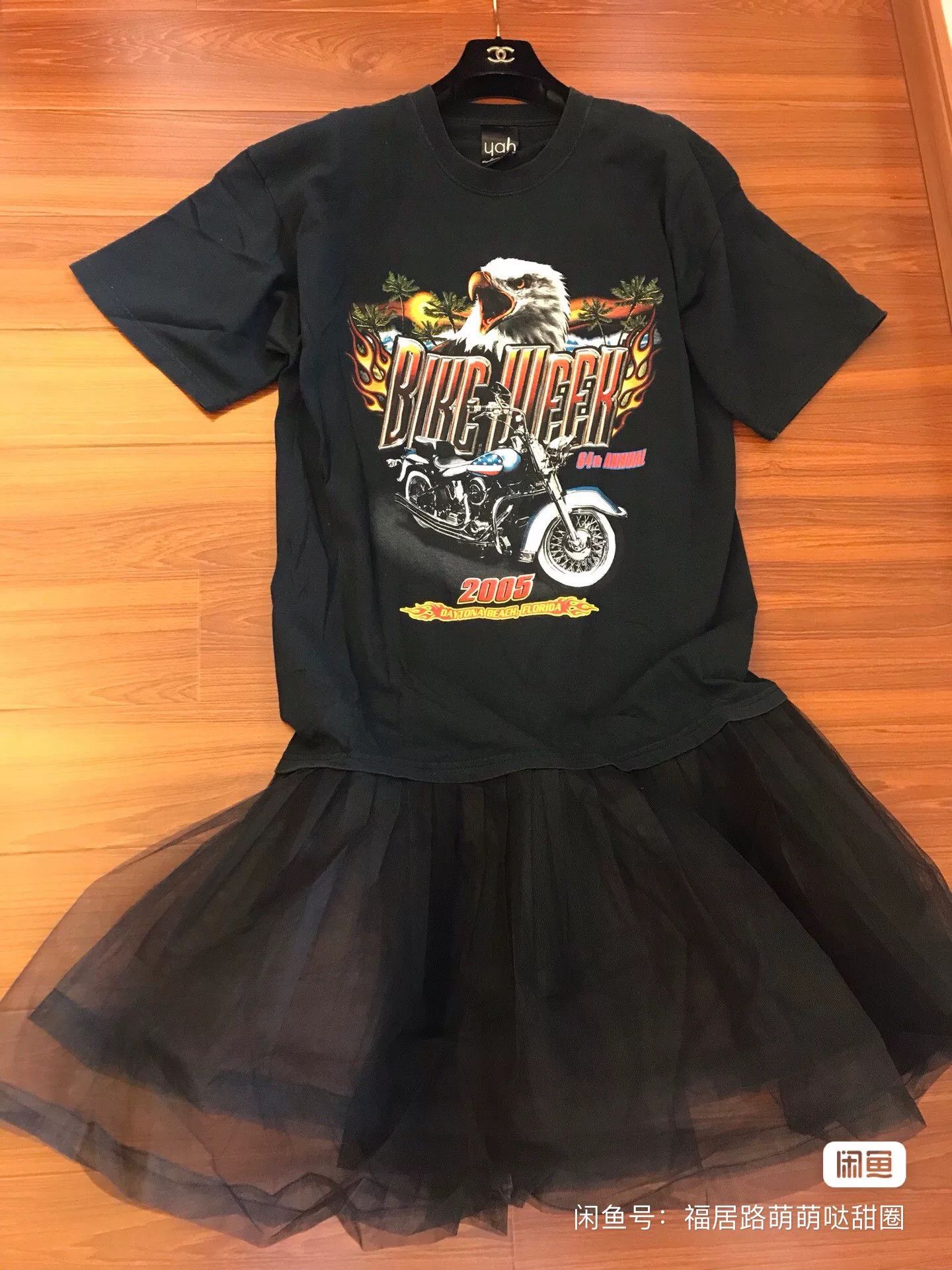 Other Women's Long Trendy Brand T-shirt Size M / US 6-8 / IT 42-44 - 4 Thumbnail
