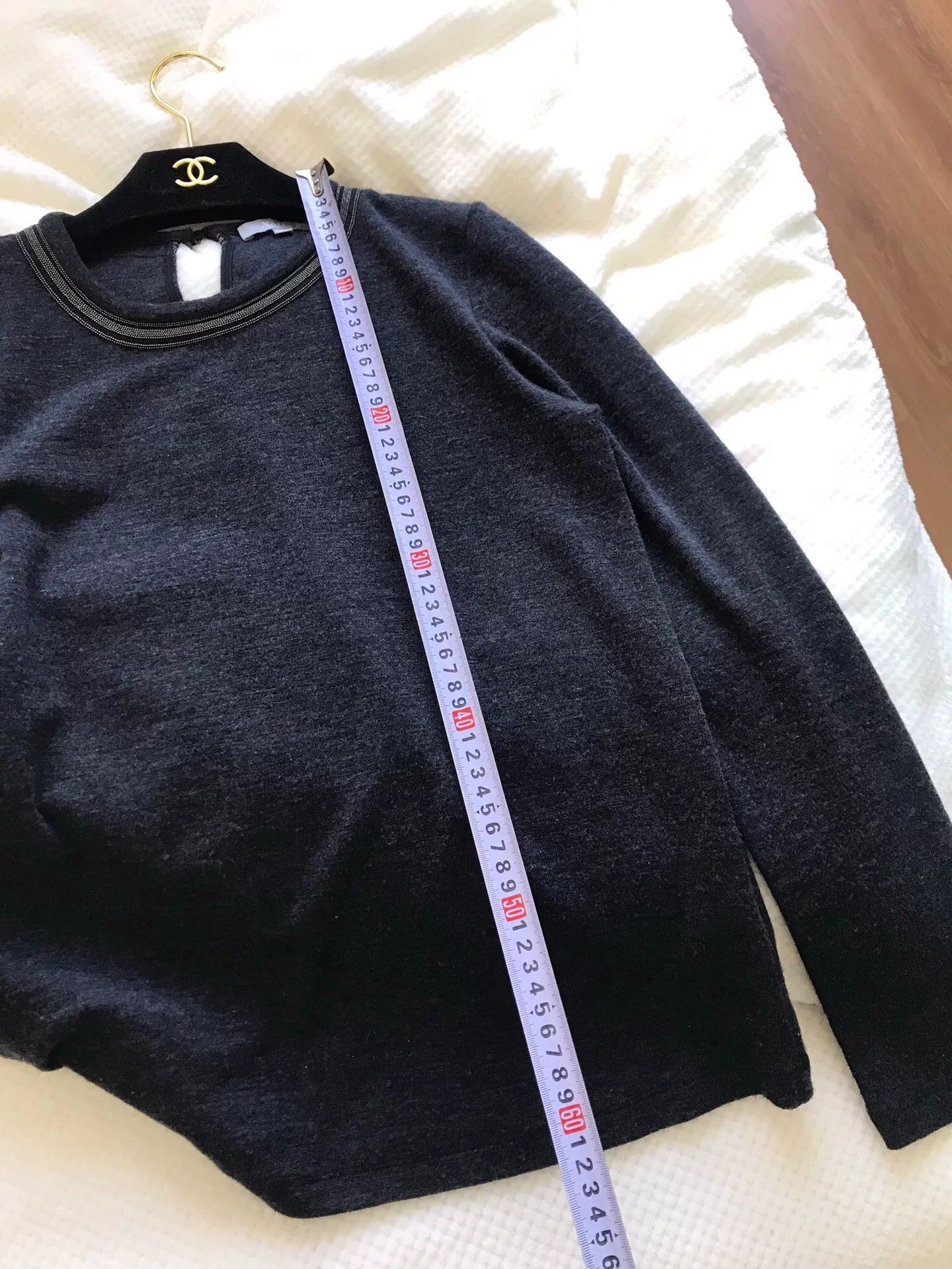 Other Chanel Women's Gray Sweater Size M / US 6-8 / IT 42-44 - 7 Thumbnail