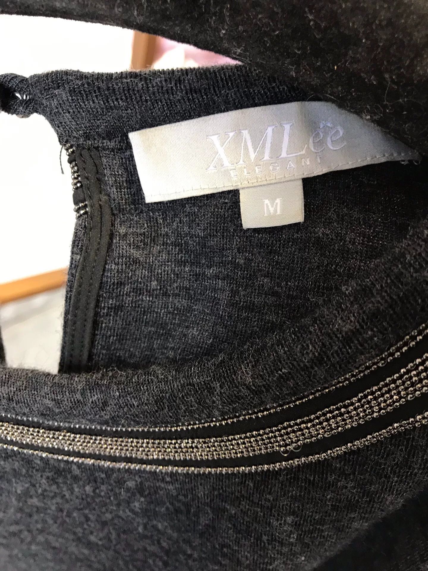 Other Chanel Women's Gray Sweater Size M / US 6-8 / IT 42-44 - 3 Thumbnail