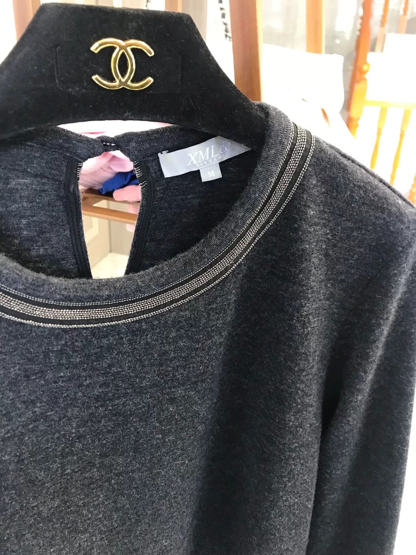 Other Chanel Women's Gray Sweater Size M / US 6-8 / IT 42-44 - 2 Thumbnail