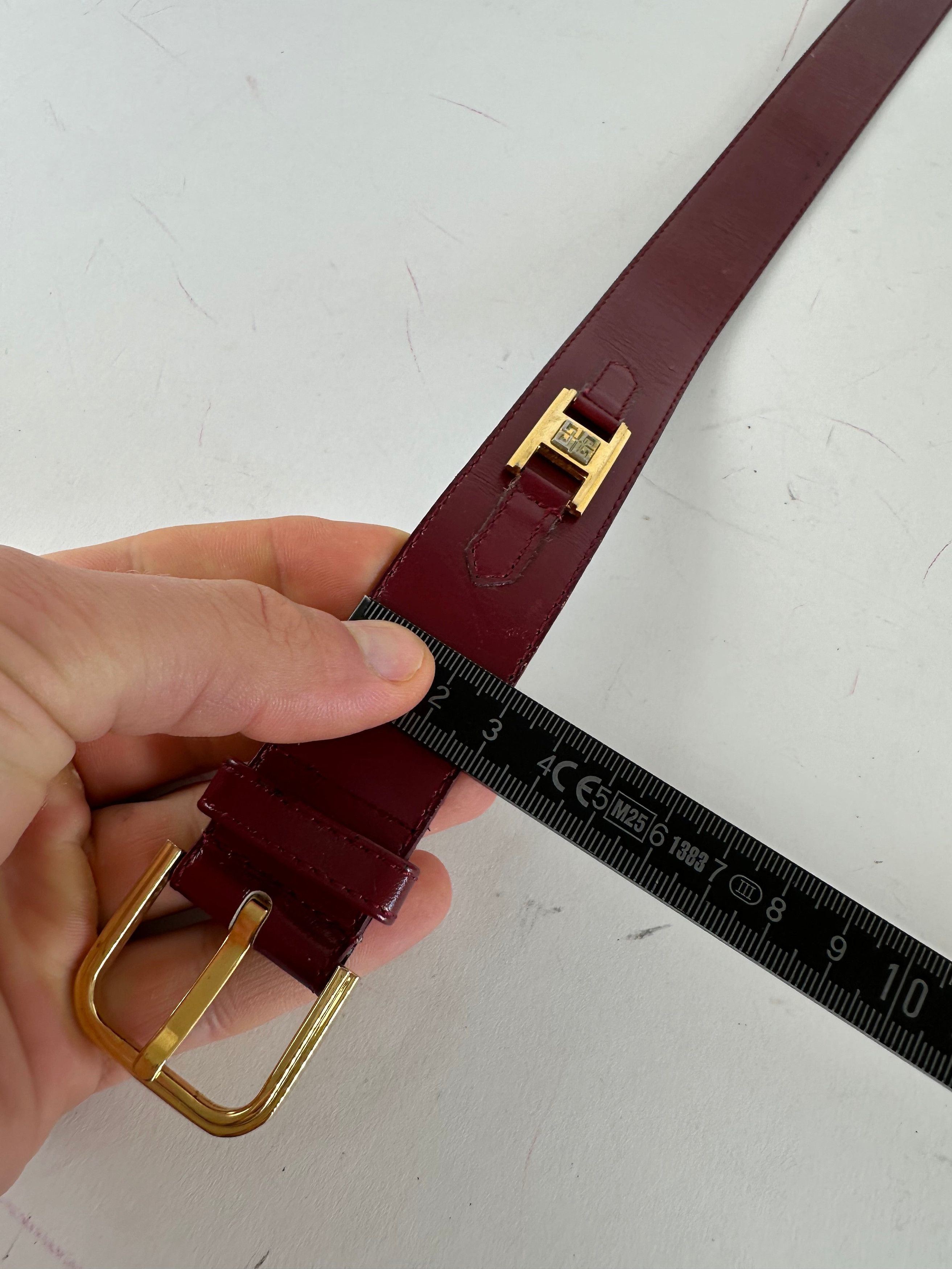 Givenchy Vintage 4G Logo Leather Belt Burgundy 65 Size ONE SIZE - 8 Thumbnail