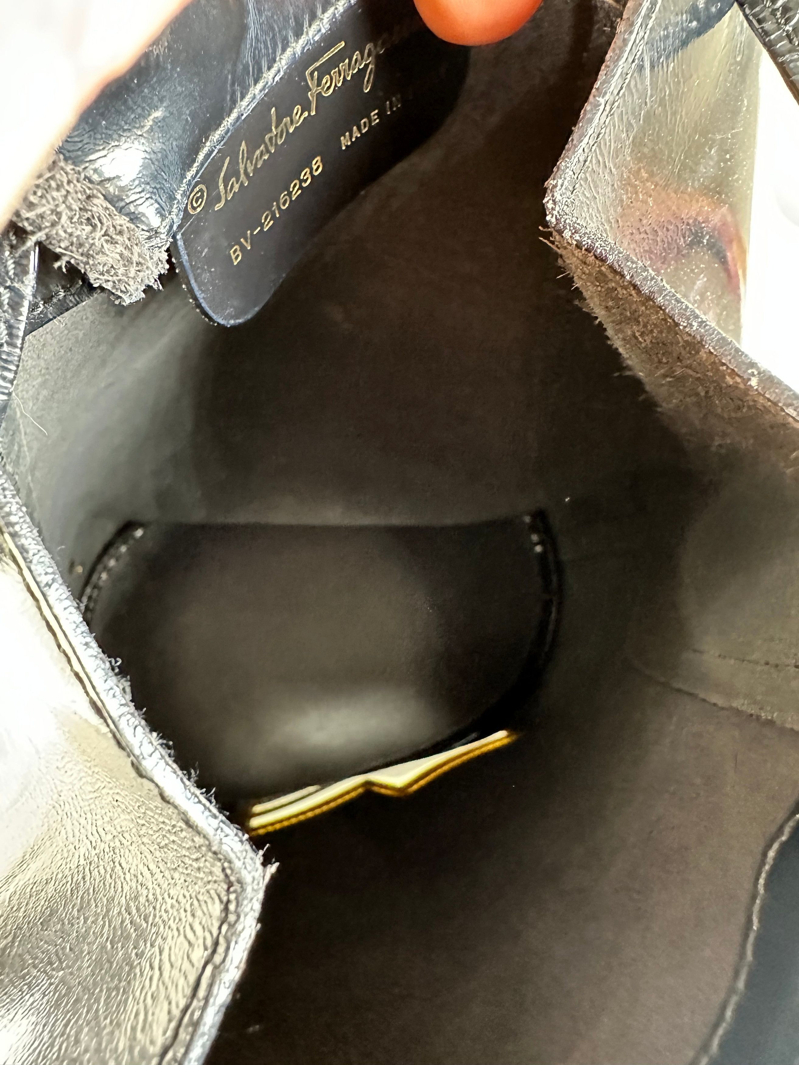Salvatore Ferragamo Vintage Patent Leather Drawstring Backpack Black Size ONE SIZE - 4 Thumbnail