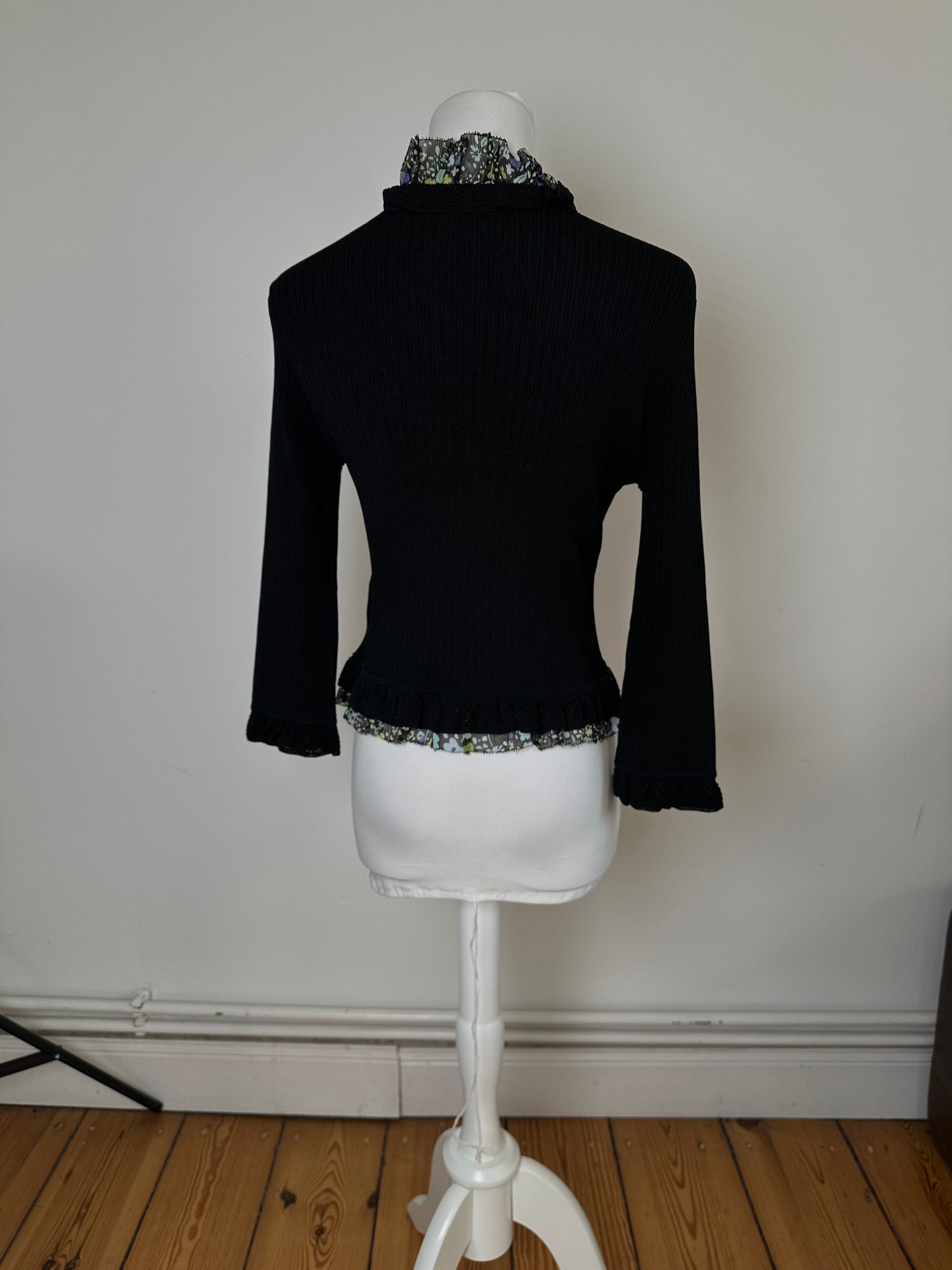 Courreges Vintage Courrèges Ribbed Knit Cardigan Black Floral 38 Size M / US 6-8 / IT 42-44 - 4 Thumbnail
