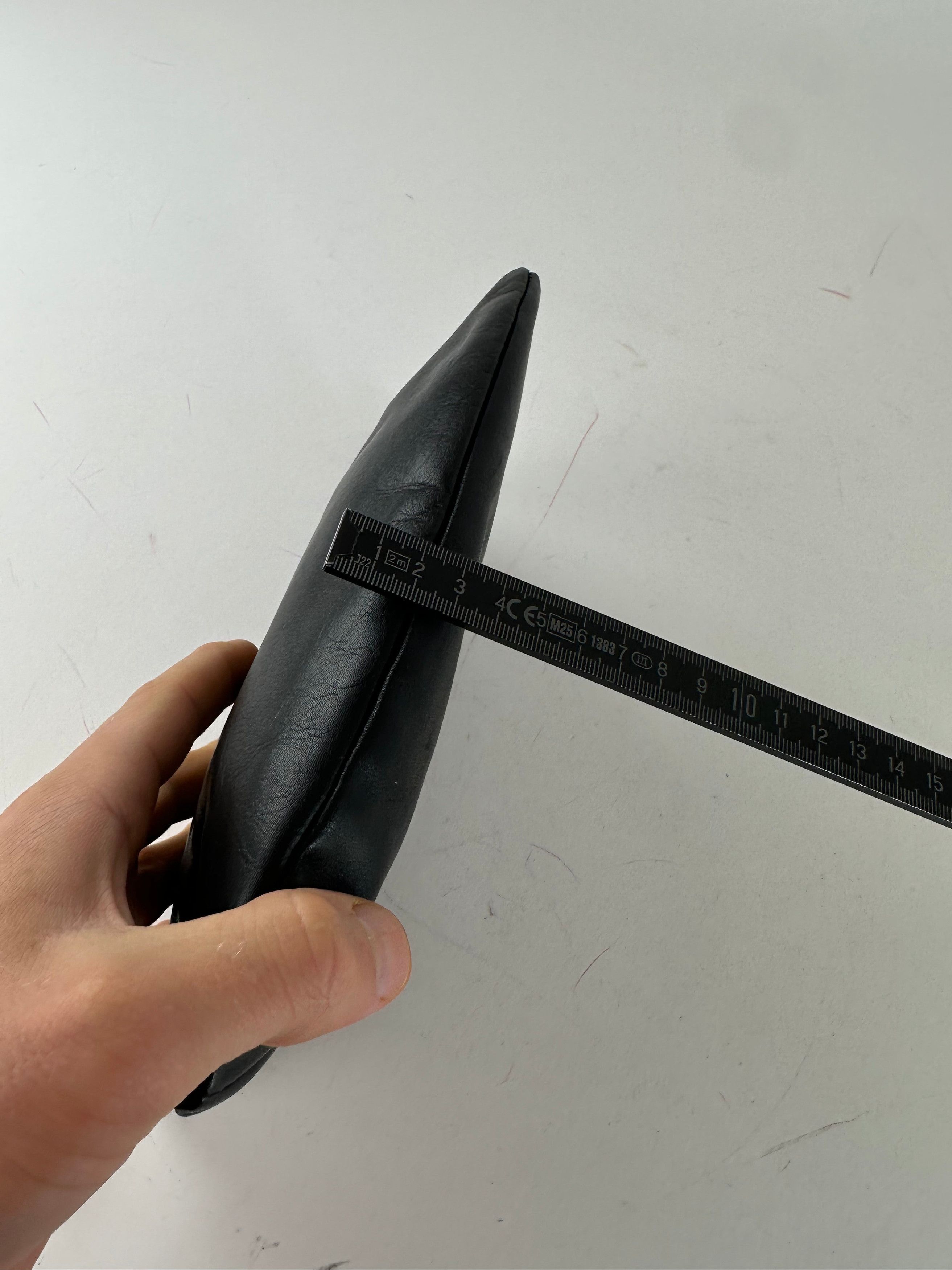 Loewe Vintage Anagram Leather Pouch Clutch Black Size ONE SIZE - 10 Thumbnail