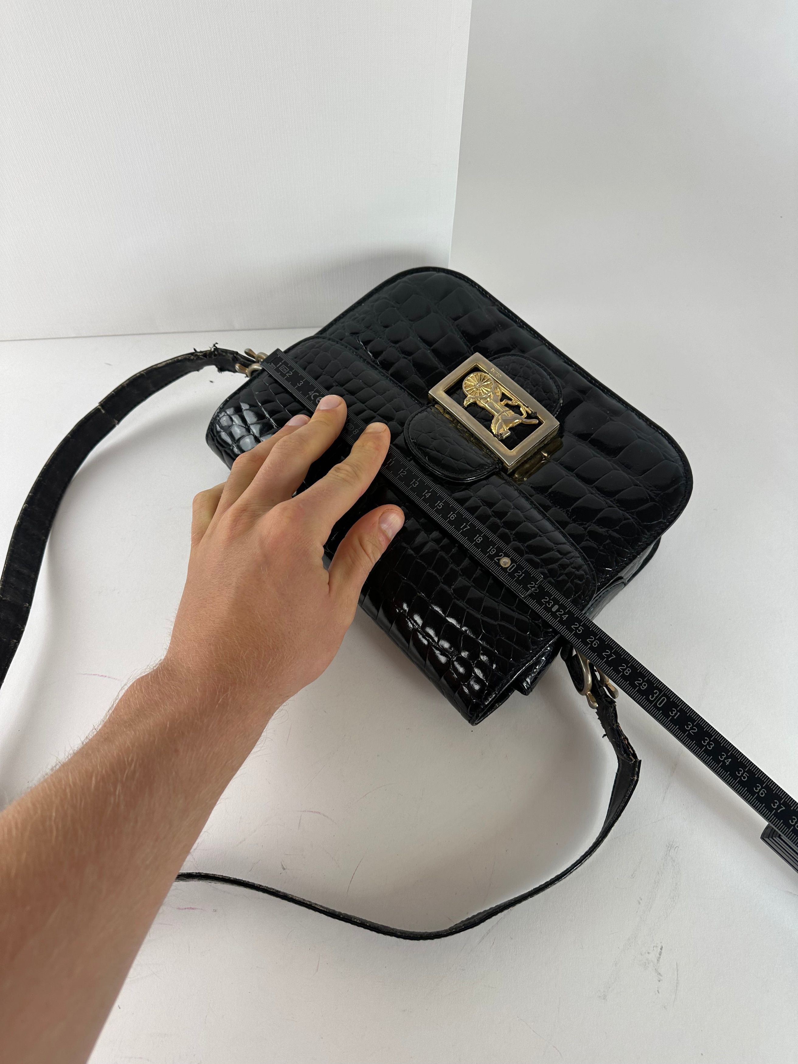 Celine Vintage Croc-Embossed Leather Shoulder Bag Black Size ONE SIZE - 8 Thumbnail