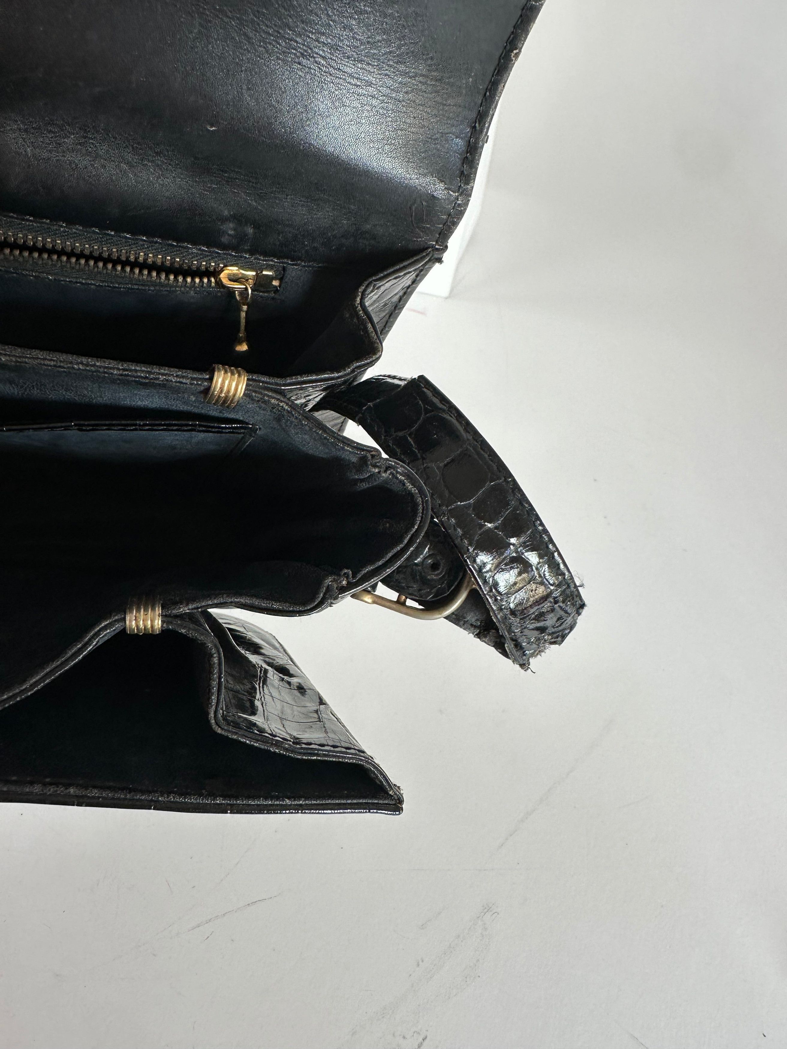 Celine Vintage Croc-Embossed Leather Shoulder Bag Black Size ONE SIZE - 11 Thumbnail