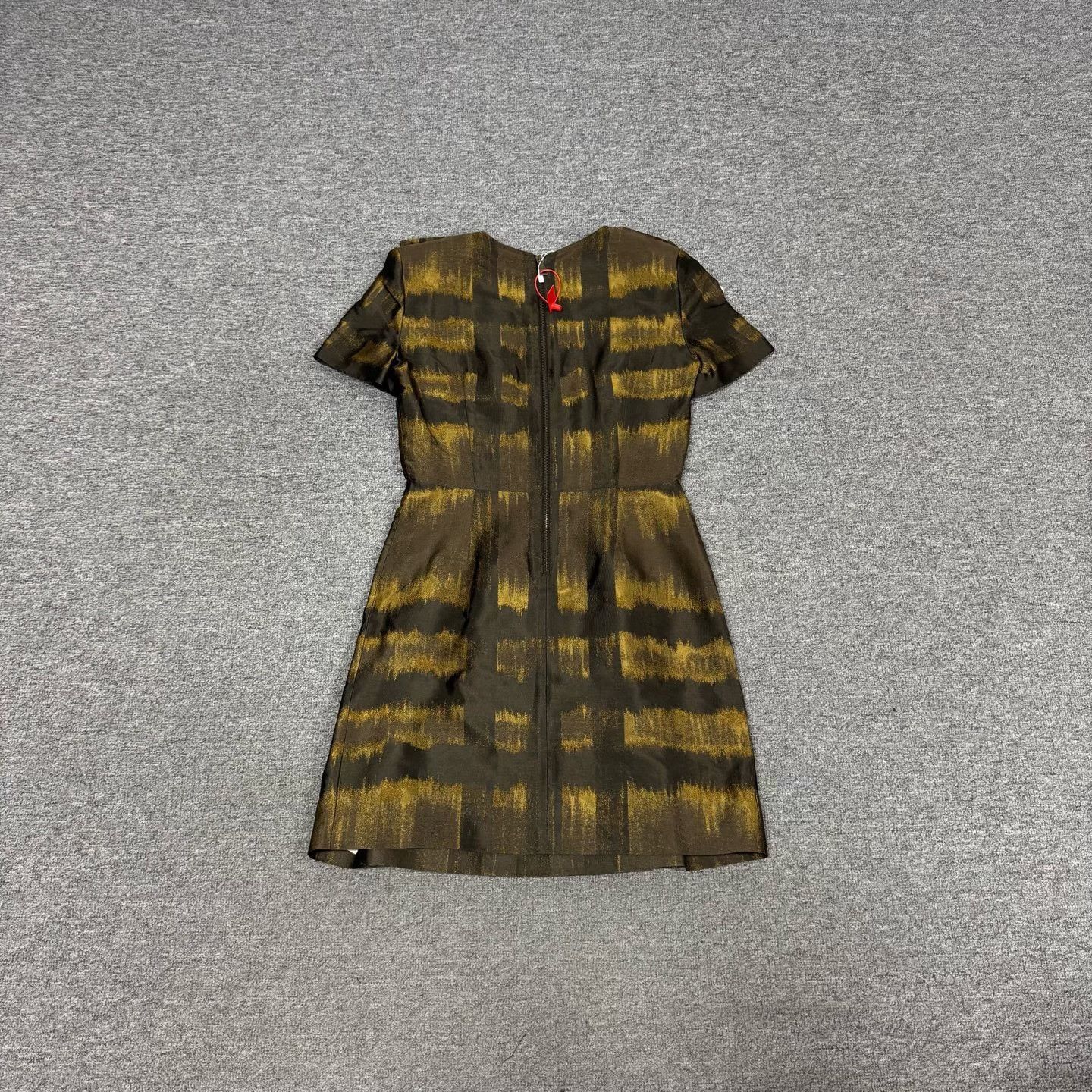 Burberry Burberry Color-Block Runway Short-Sleeve Dress Size M / US 6-8 / IT 42-44 - 2 Thumbnail