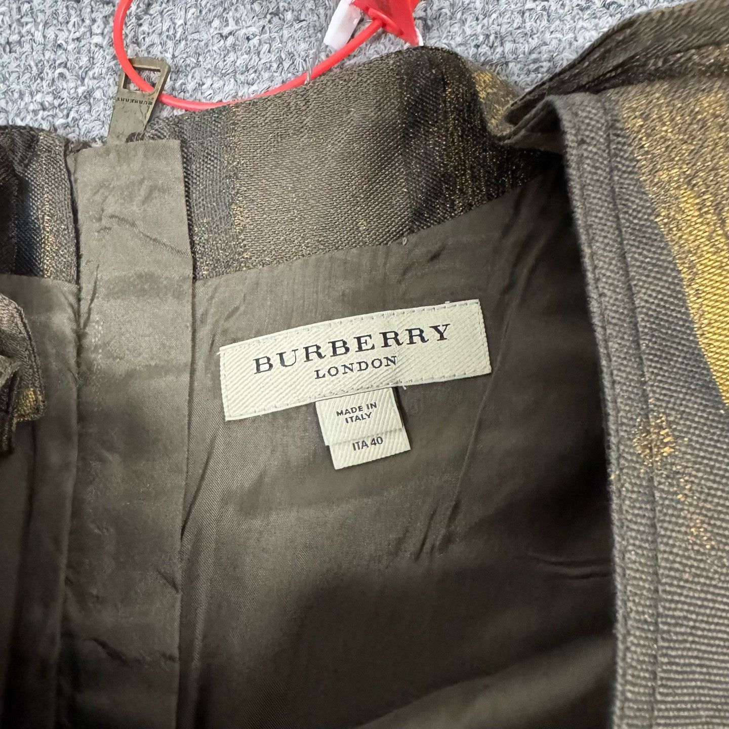 Burberry Burberry Color-Block Runway Short-Sleeve Dress Size M / US 6-8 / IT 42-44 - 4 Thumbnail