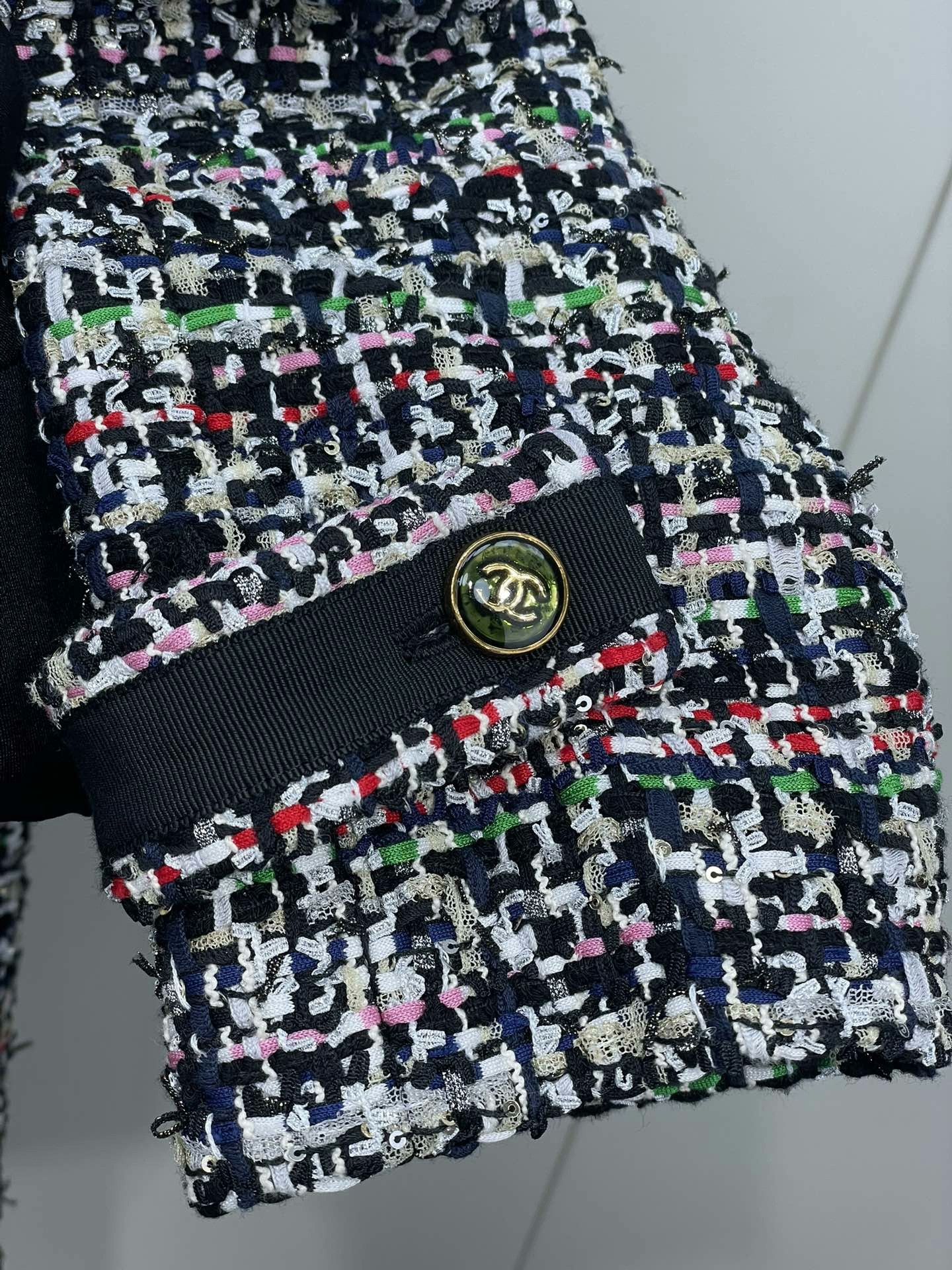 Chanel Chanel 23C Resort Runway Sequin Knit Coat Size XS / US 0-2 / IT 36-38 - 3 Thumbnail