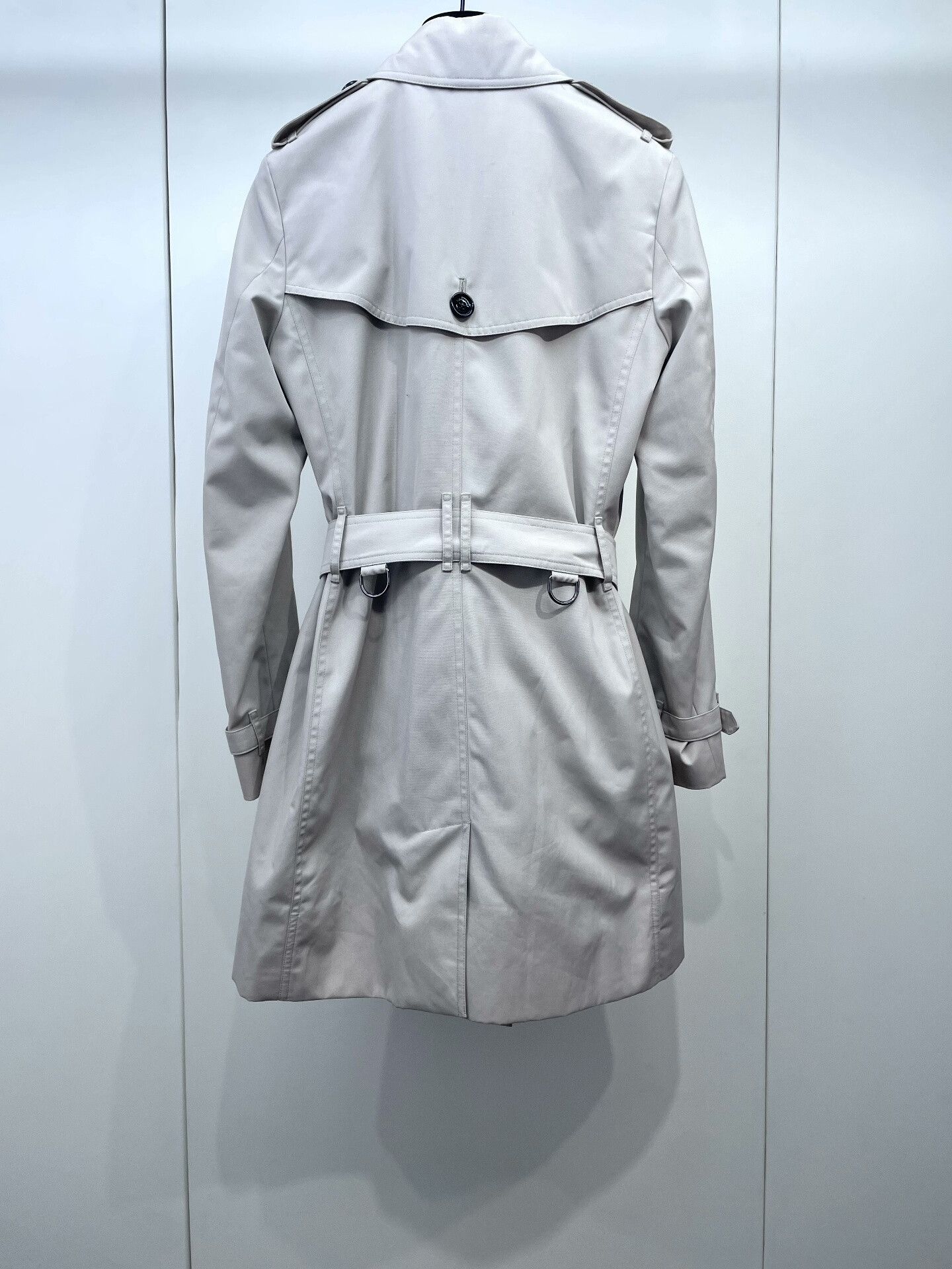 Burberry Burberry Double-Breasted Trench Coat Size M / US 6-8 / IT 42-44 - 2 Thumbnail