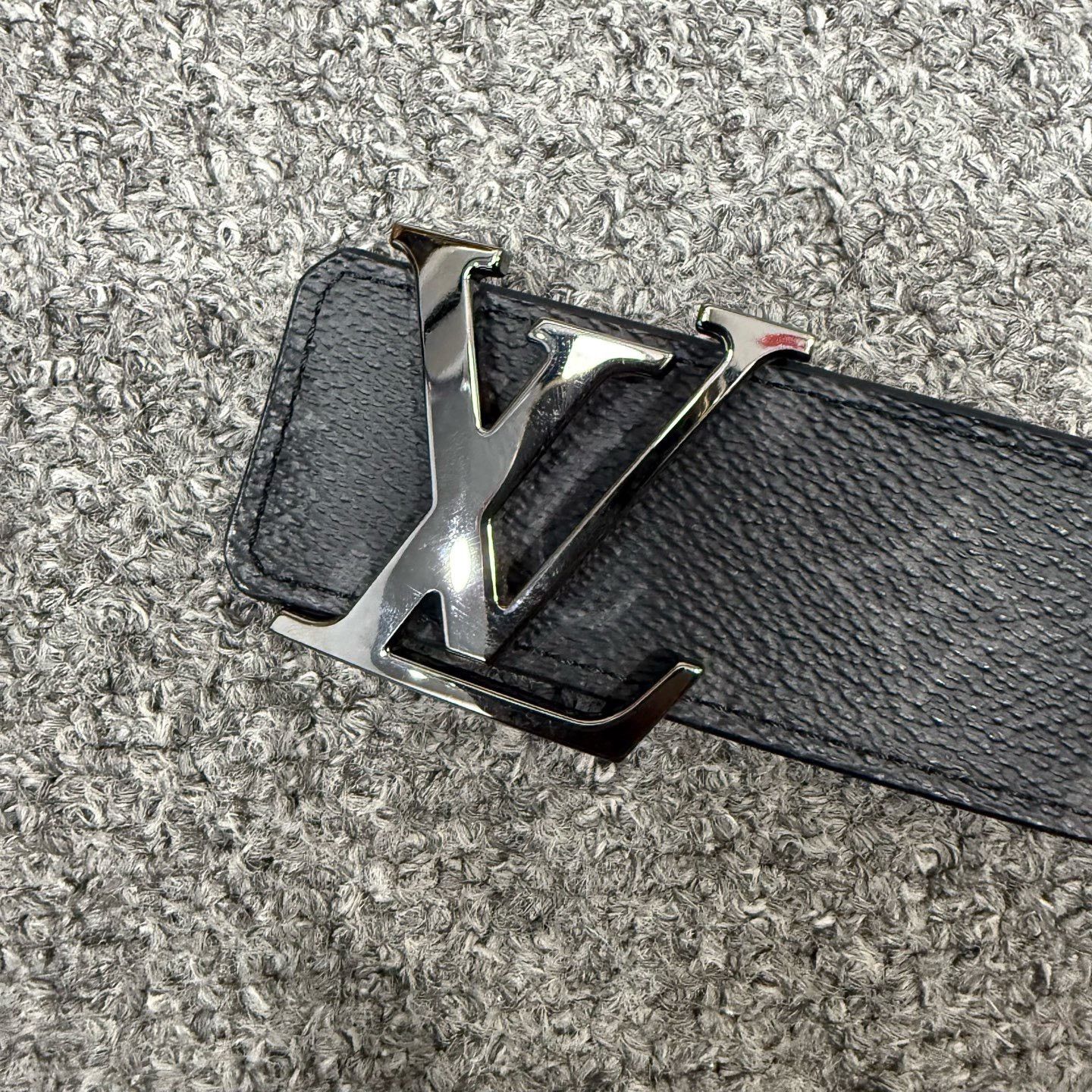Louis Vuitton Louis Vuitton Black Monogram Belt Silver Buckle Size ONE SIZE - 3 Thumbnail