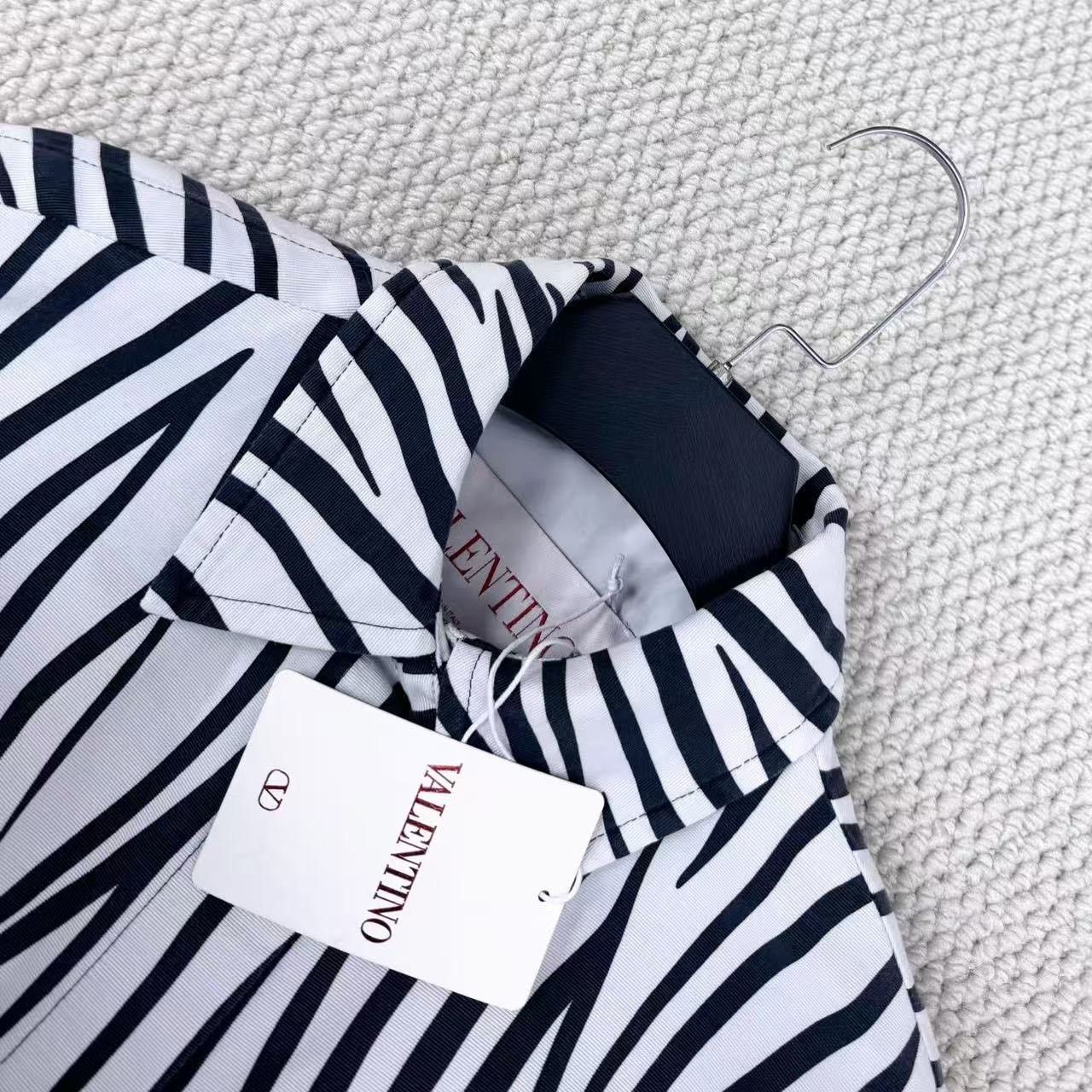 Valentino Valentino Zebra Stripe Long Shirt Jacket Size US M / EU 48-50 / 2 - 3 Thumbnail