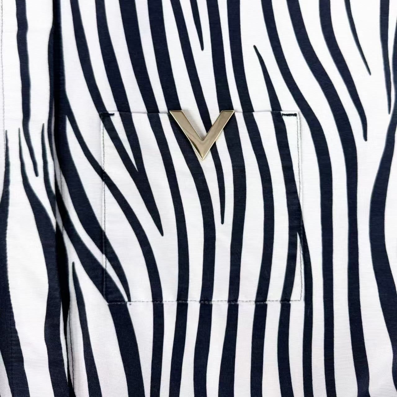 Valentino Valentino Zebra Stripe Long Shirt Jacket Size US M / EU 48-50 / 2 - 4 Thumbnail