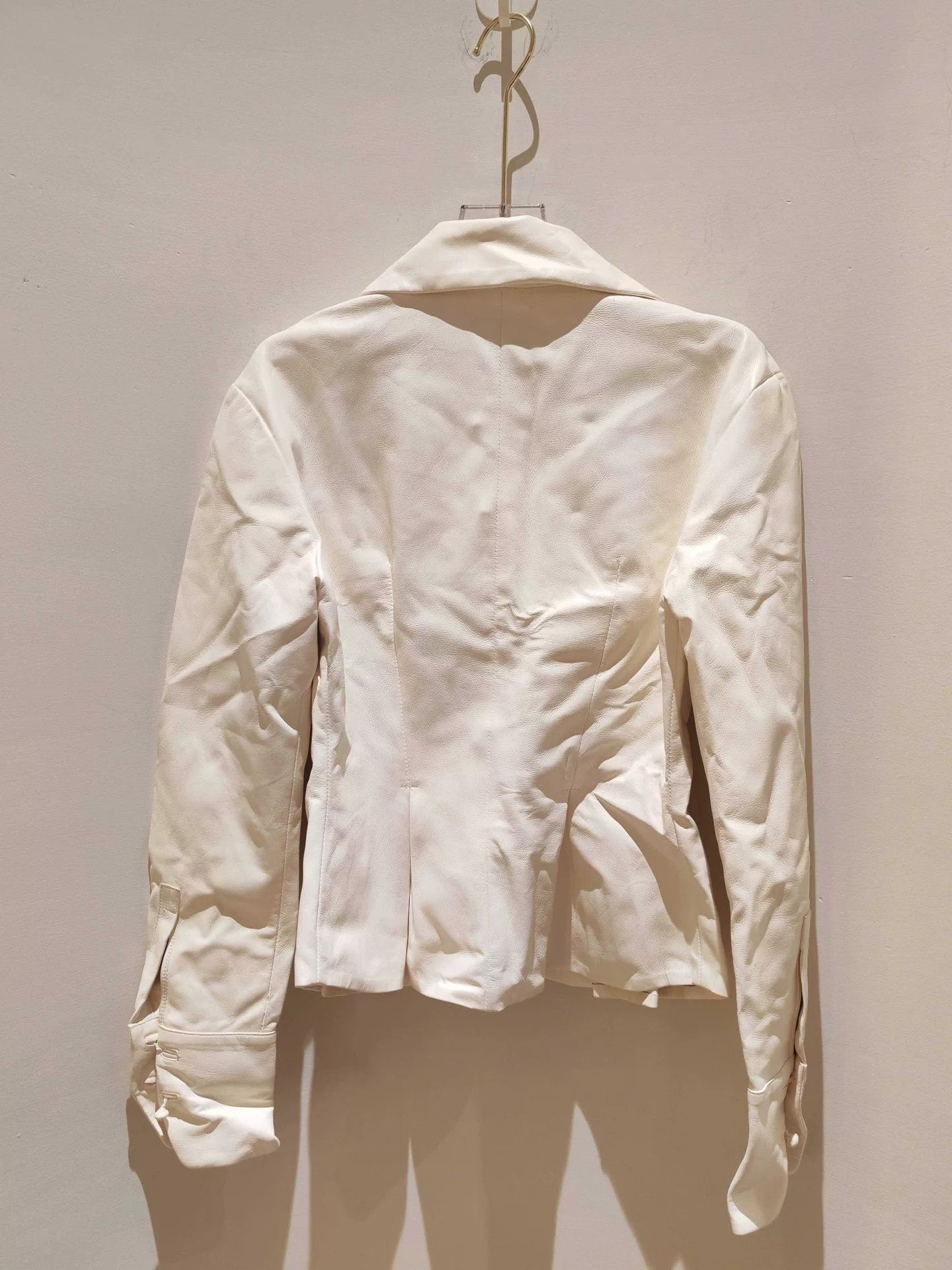 Ermanno Scervino Ermanno Scervino Beige Collar Leather Top Size M / US 6-8 / IT 42-44 - 6 Thumbnail