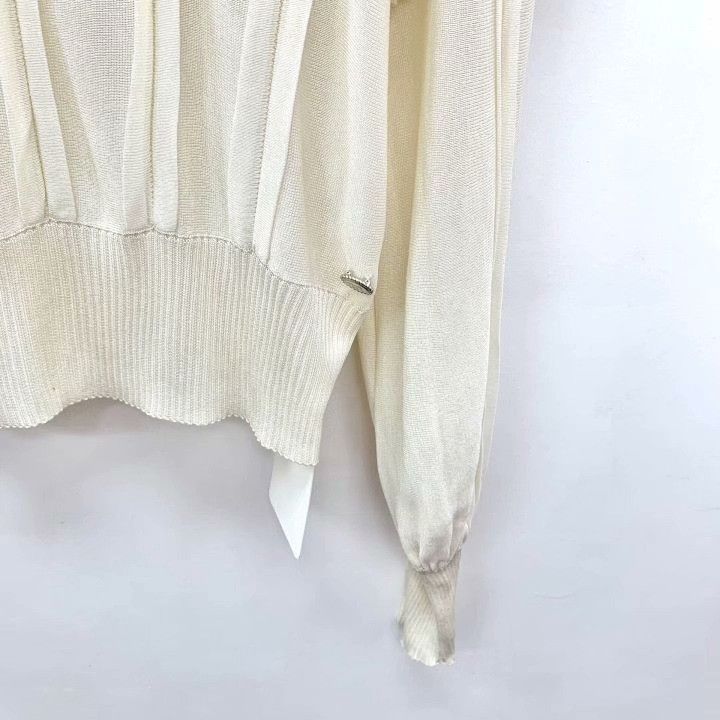 Chanel Chanel Beige Ruffle Crewneck Sweater Size M / US 6-8 / IT 42-44 - 4 Thumbnail