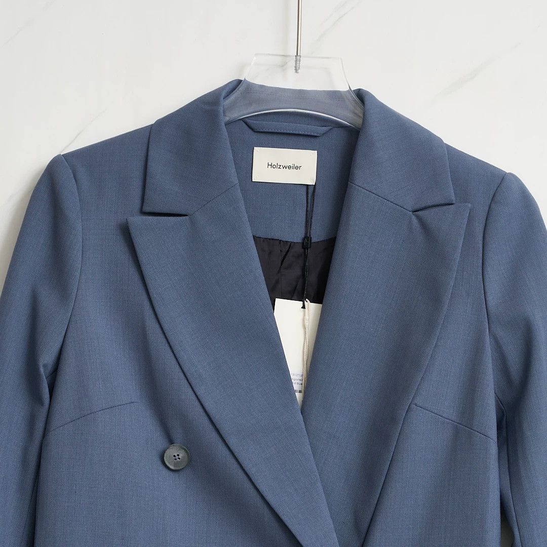 Holzweiler Holzweiler Women's Double-Breasted Solid Blazer Size M / US 6-8 / IT 42-44 - 2 Thumbnail