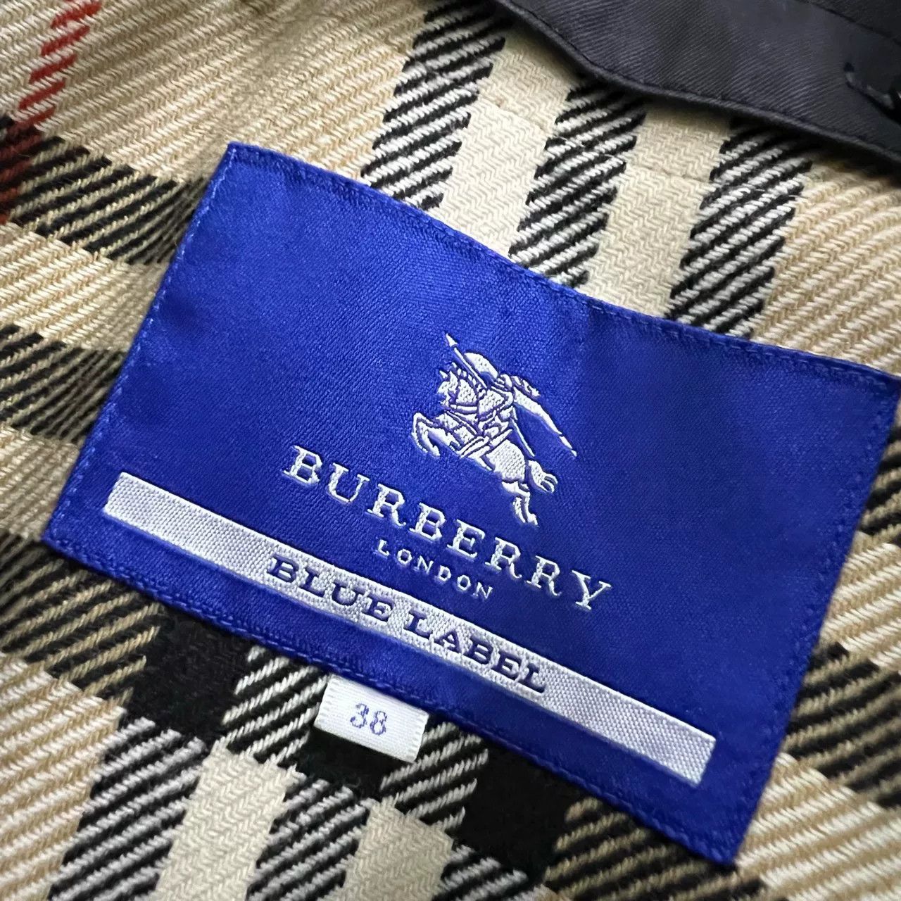 Burberry Burberry Black Double-Breasted Trench Coat 38 Size S / US 4 / IT 40 - 4 Thumbnail
