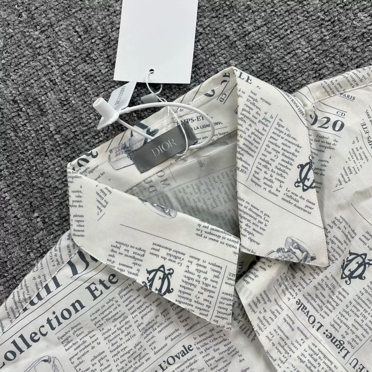 Dior Dior Newspaper Long Sleeve Shirt Size M / US 6-8 / IT 42-44 - 2 Thumbnail