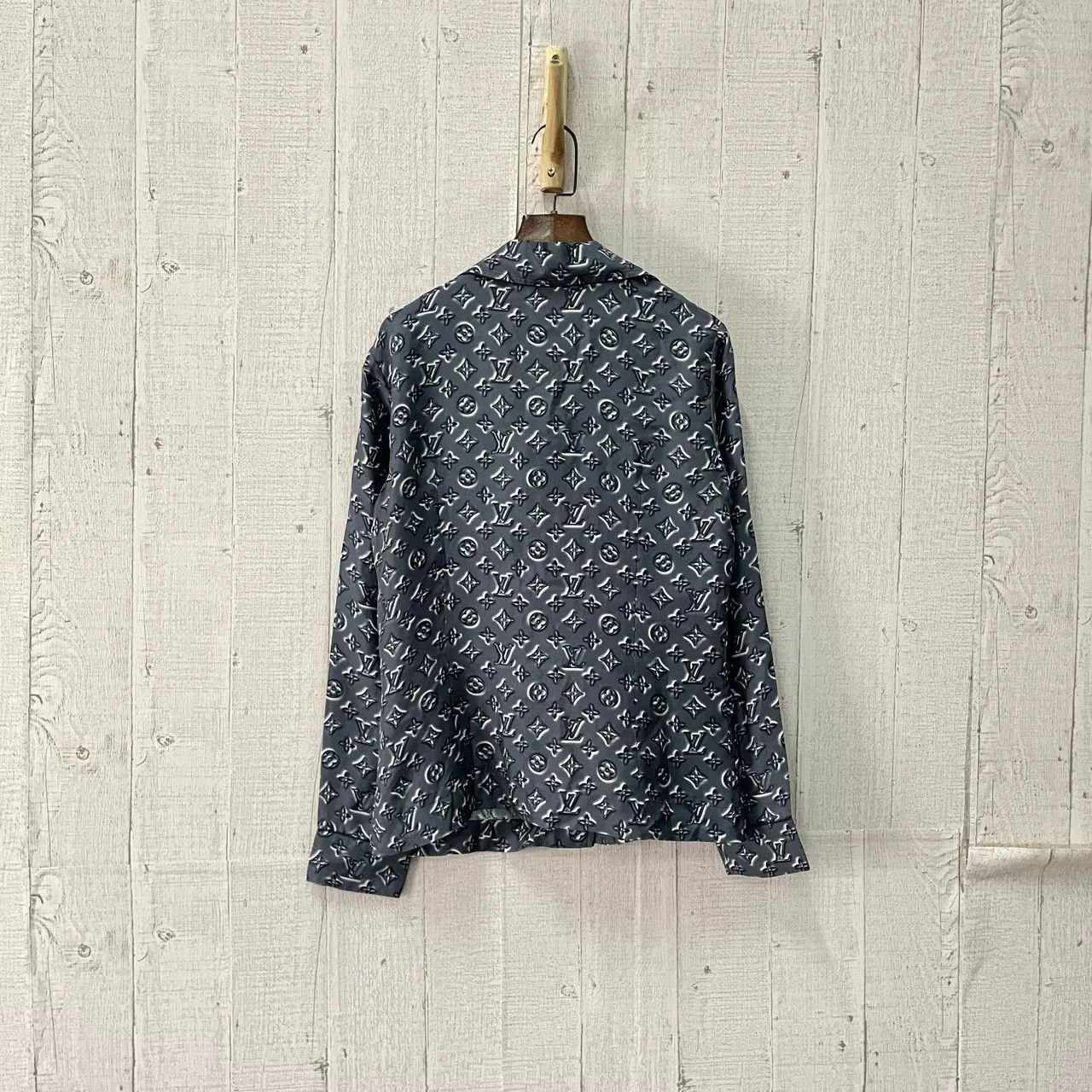 Louis Vuitton Louis Vuitton Monogram Silk Pajamas Size ONE SIZE - 3 Thumbnail