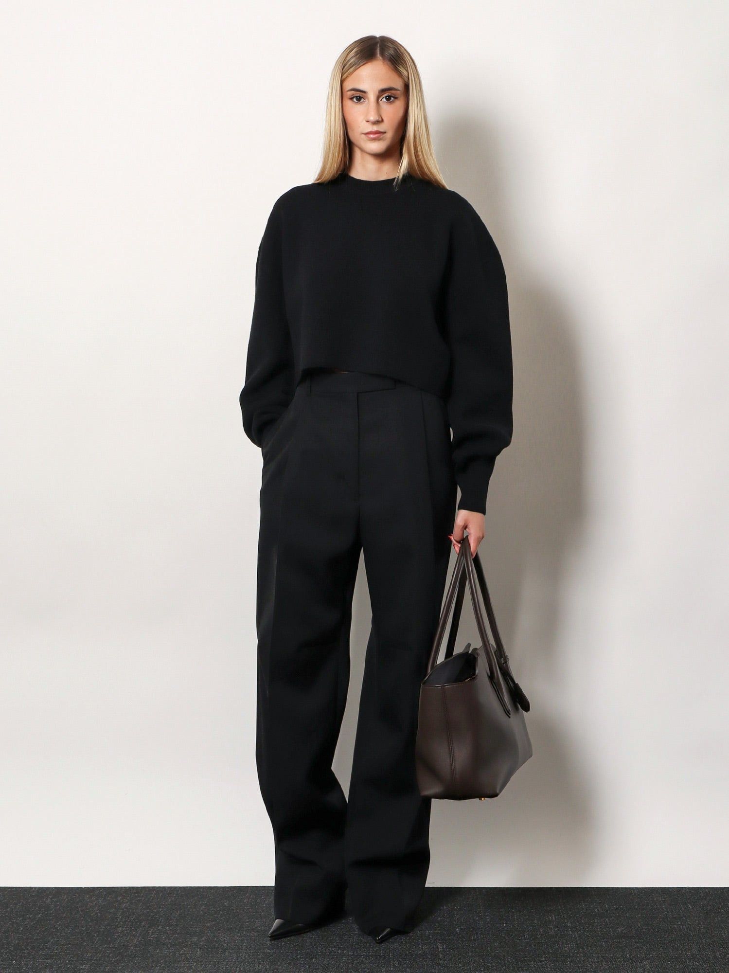 Tom Ford Pleated Wool Trousers Size 27" / US 4 / IT 40 - 2 Thumbnail
