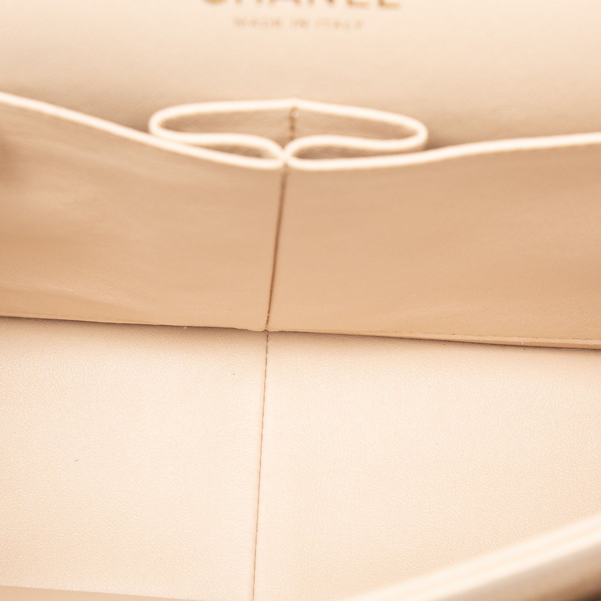 Chanel Jumbo Classic Caviar Double Flap Size ONE SIZE - 4 Thumbnail