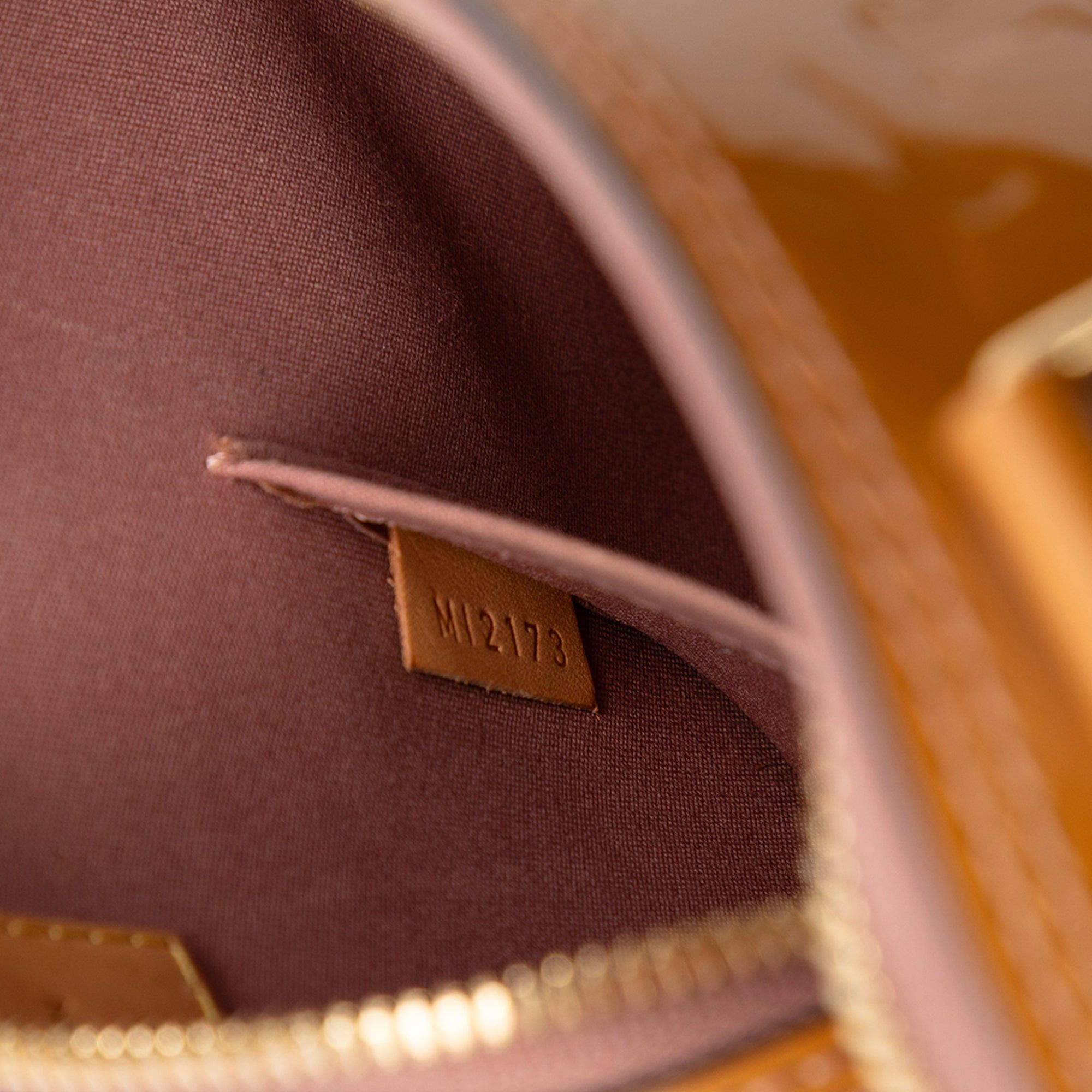 Louis Vuitton Monogram Vernis Alma BB Size ONE SIZE - 6 Thumbnail