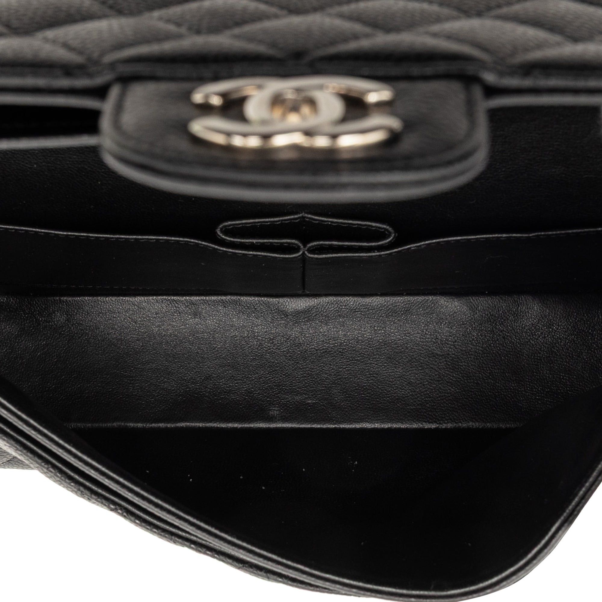 Chanel Medium Classic Caviar Double Flap Size ONE SIZE - 4 Thumbnail
