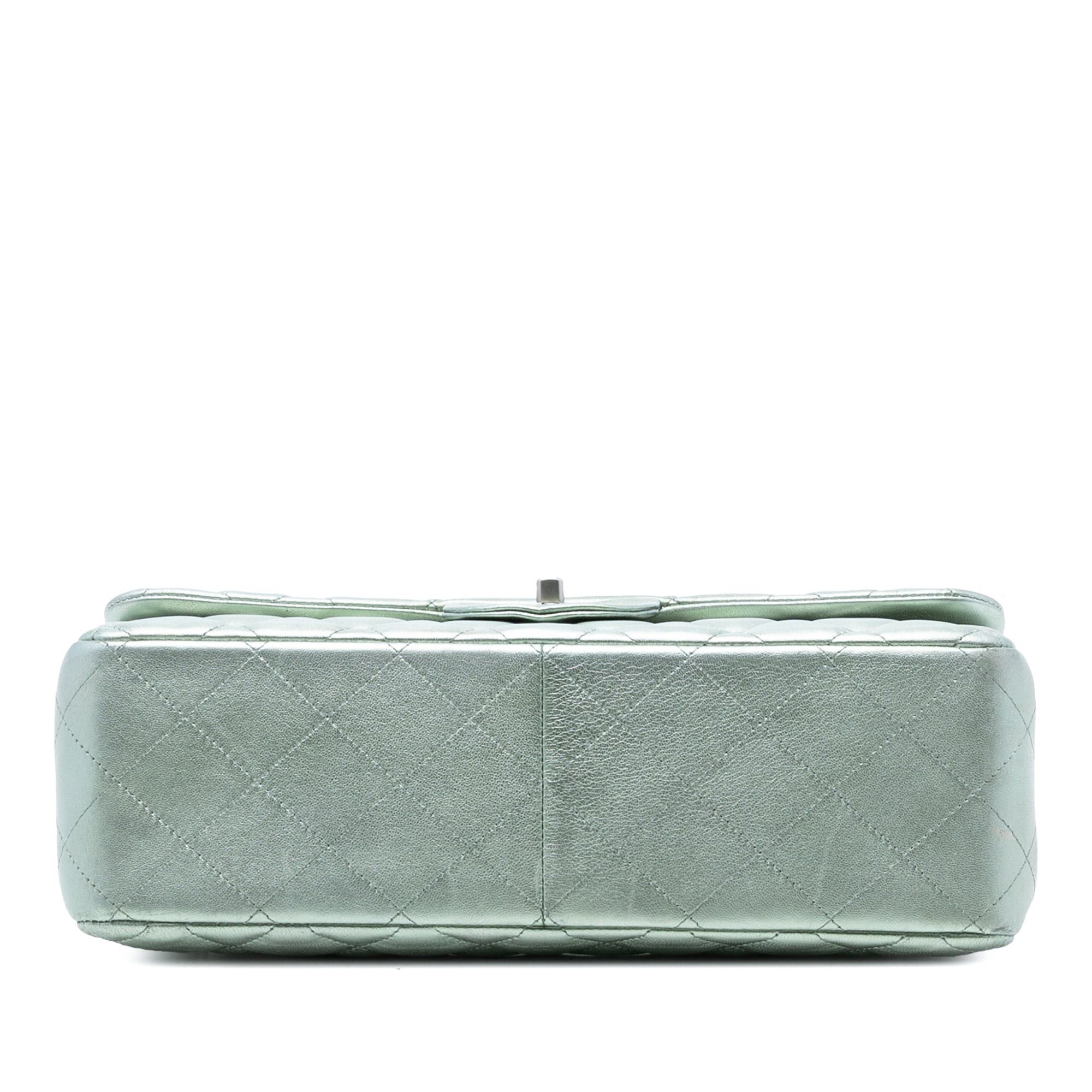 Chanel Jumbo Classic Metallic Lambskin Double Flap Size ONE SIZE - 3 Thumbnail
