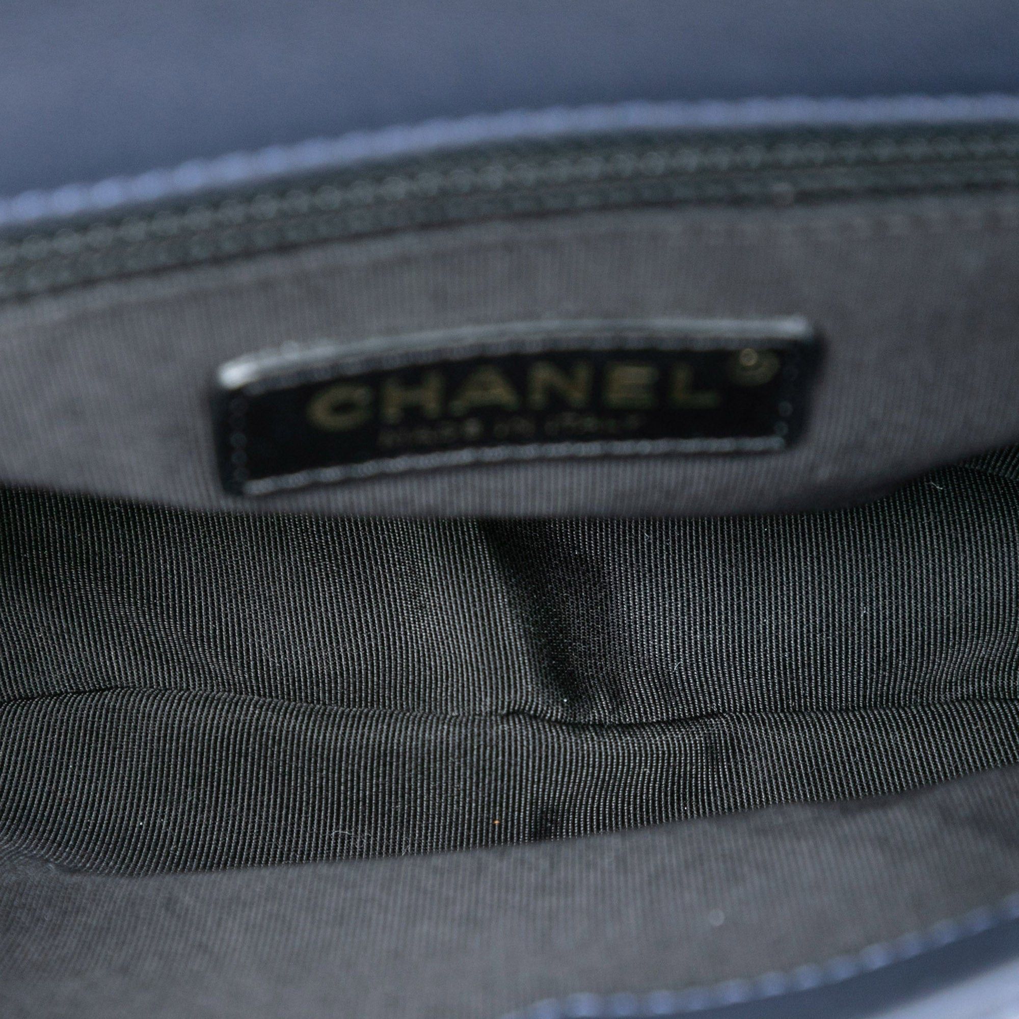 Chanel Small Quilted Lambskin Chain Detail Saddle Bag Size ONE SIZE - 4 Thumbnail