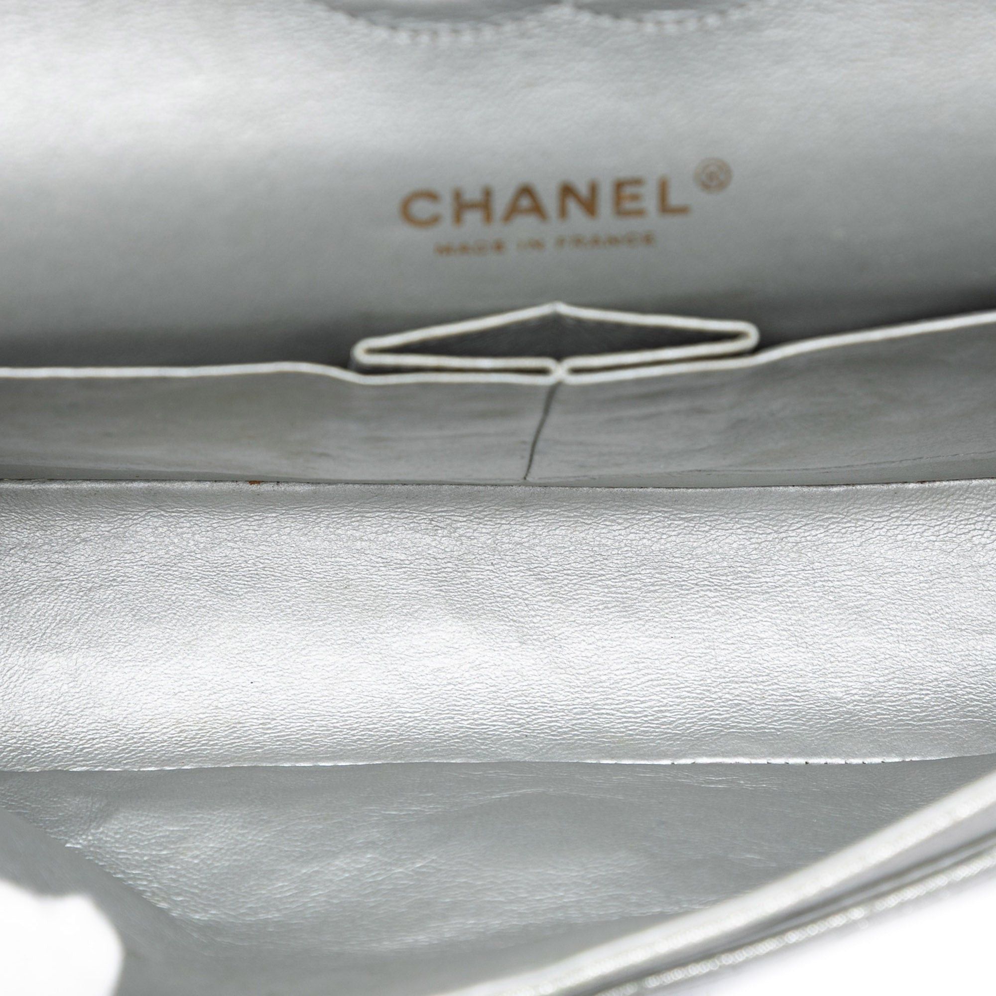 Chanel Medium Classic Iridescent Lambskin Double Flap Size ONE SIZE - 4 Thumbnail