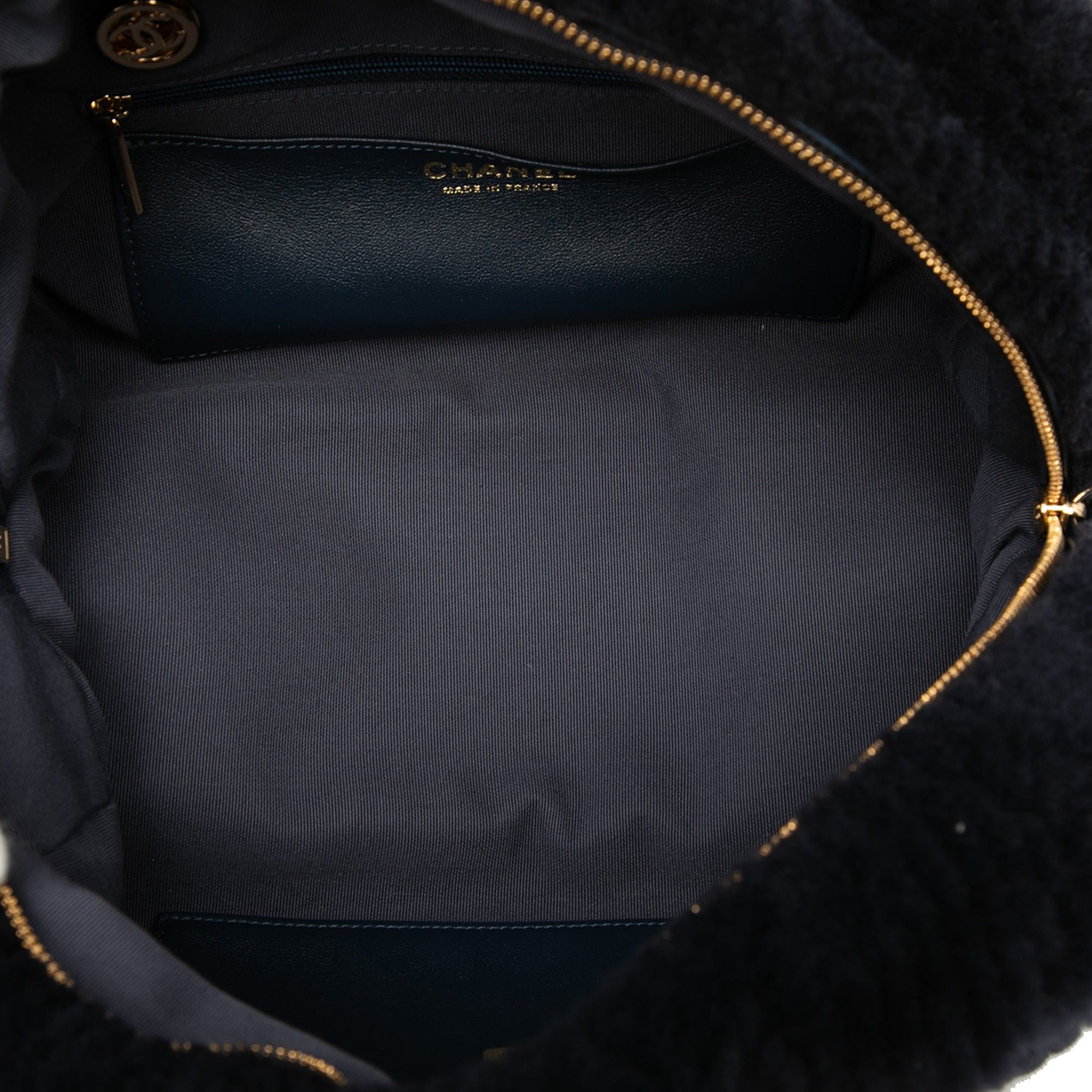 Chanel Coco Neigh Large Quilted Shearling Bowling Bag Size ONE SIZE - 4 Thumbnail