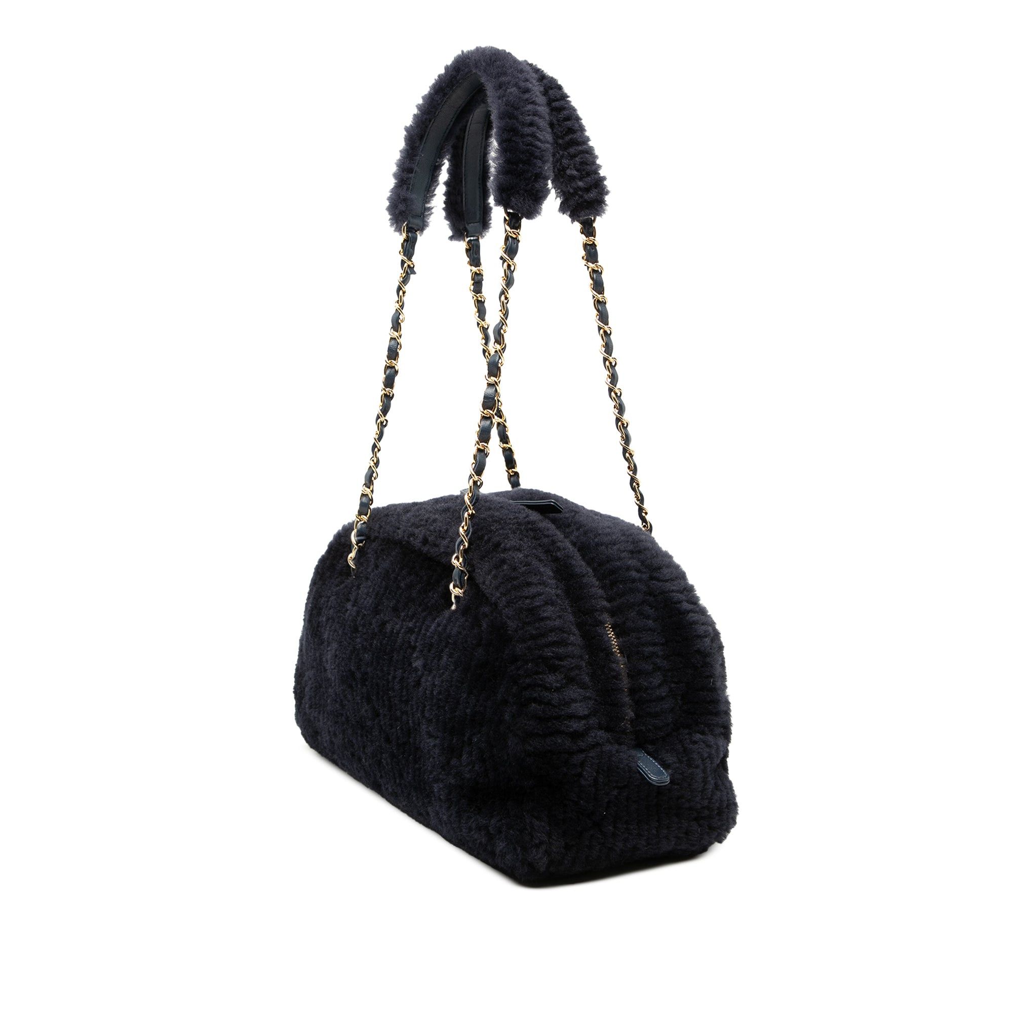 Chanel Coco Neigh Large Quilted Shearling Bowling Bag Size ONE SIZE - 2 Thumbnail