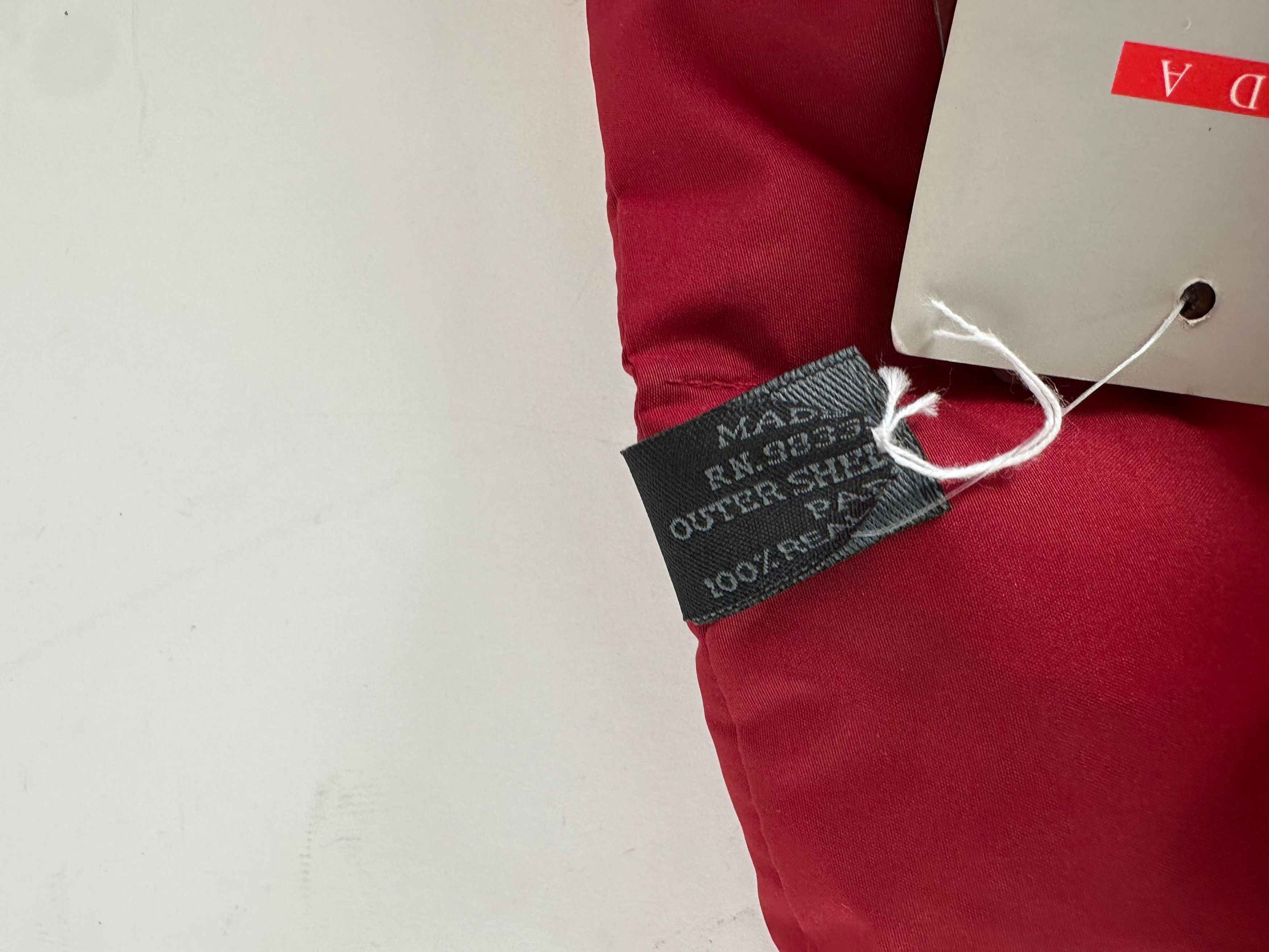 Prada Vintage Sport Linea Rossa Quilted Puffer Scarf Red Size ONE SIZE - 11 Thumbnail