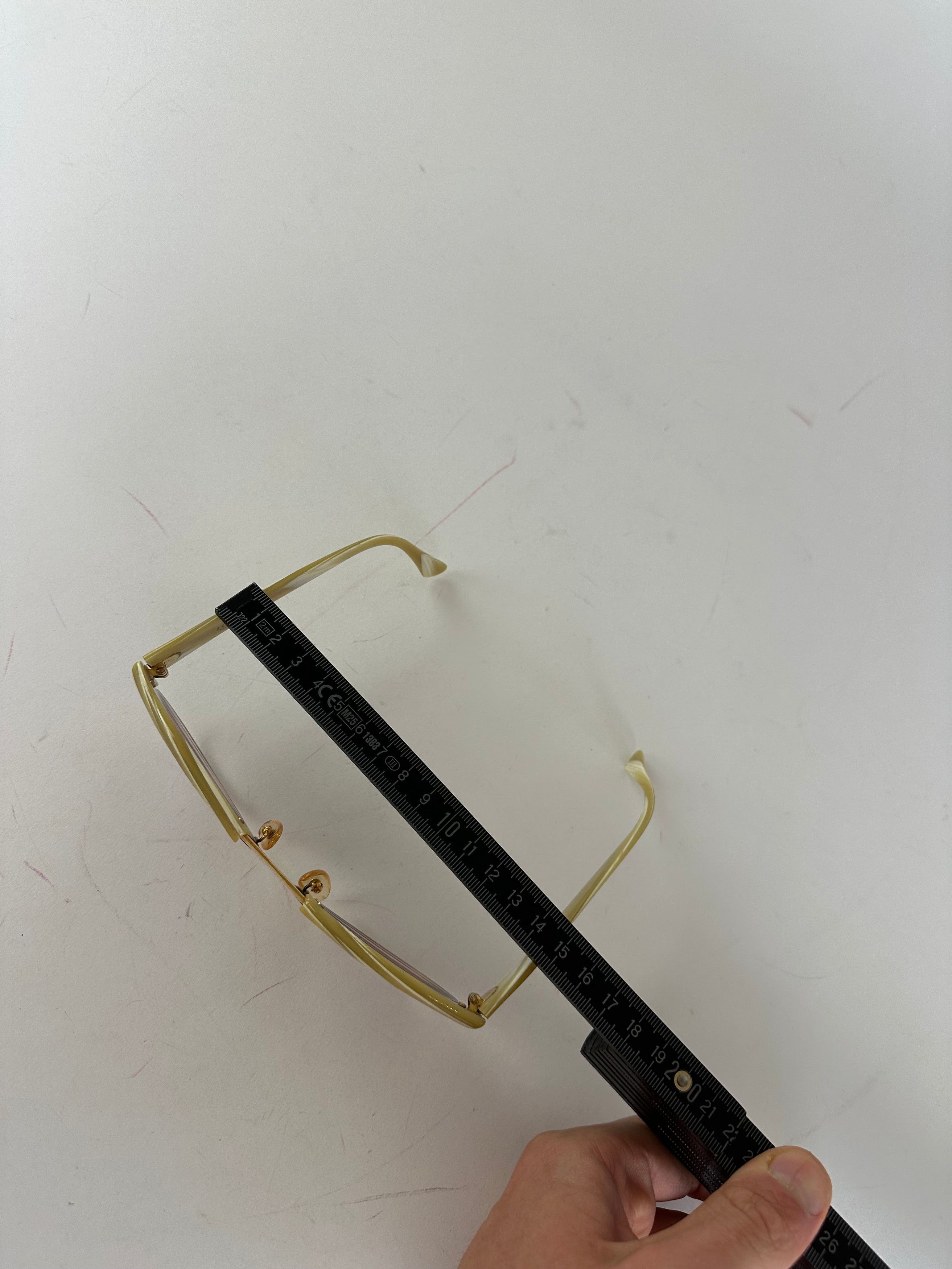 Loewe Vintage Overd Sunglasses Gold Cream Size ONE SIZE - 5 Thumbnail