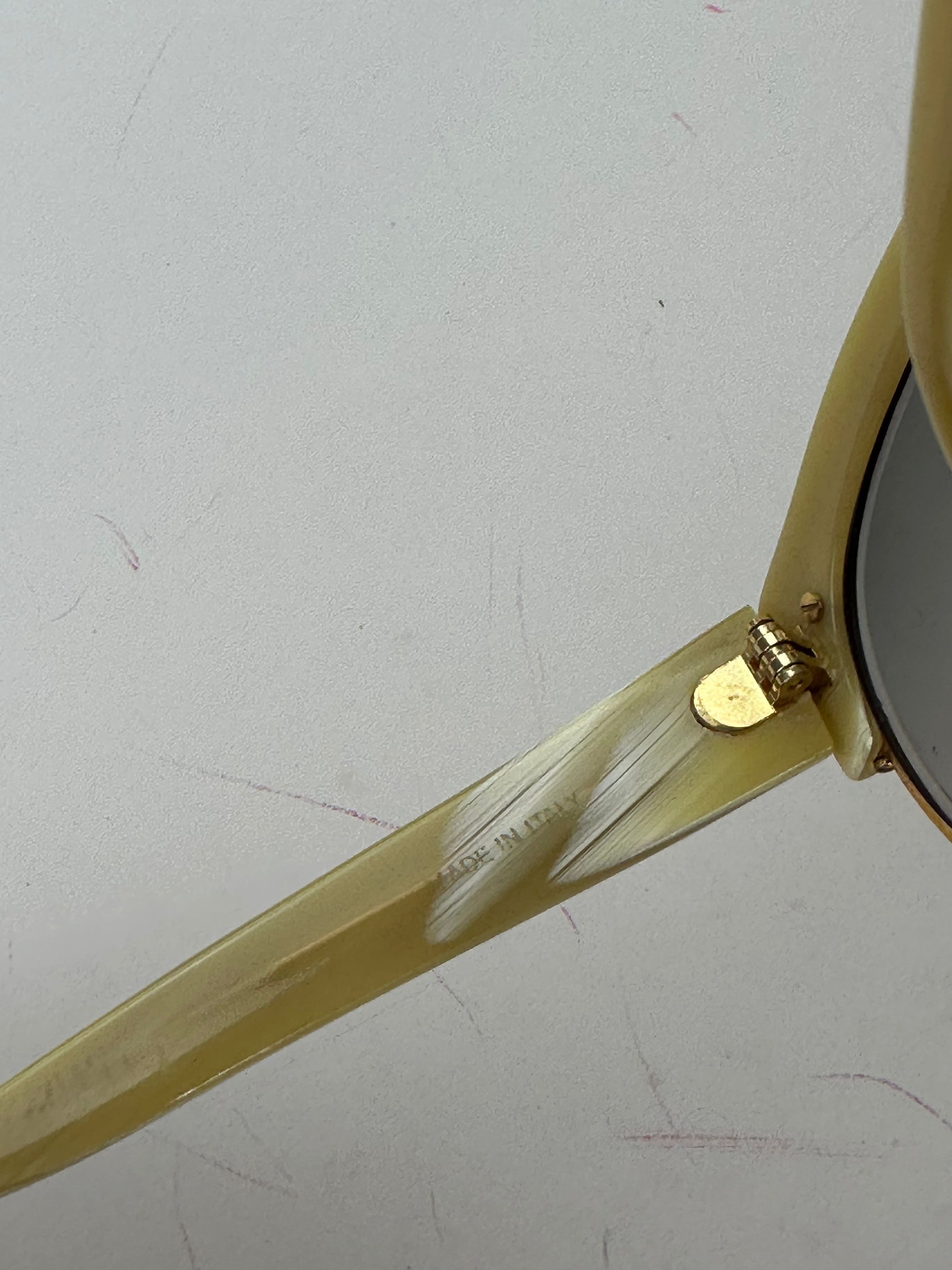 Loewe Vintage Overd Sunglasses Gold Cream Size ONE SIZE - 8 Thumbnail