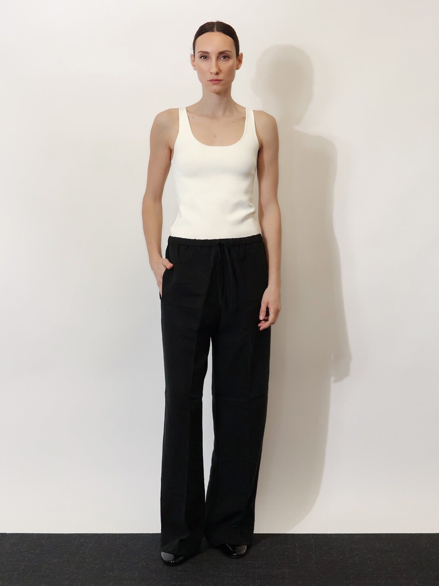 Toteme Linen And Lyocell Blend Trousers Size 28" / US 6 / IT 42 - 4 Thumbnail