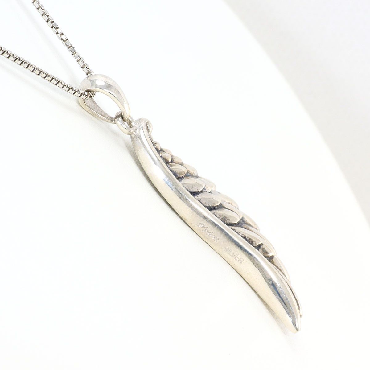 Other Other Silver Feather Necklace Precious Metal Necklace DUTY FREE for USA Size ONE SIZE - 2 Thumbnail