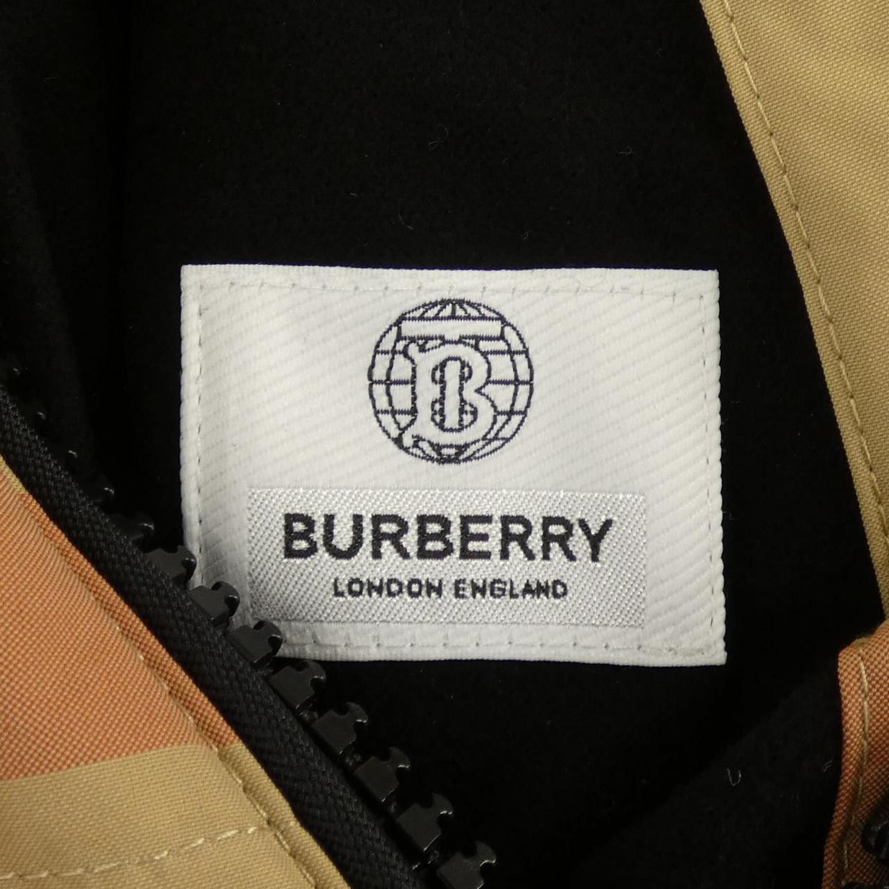 Burberry Burberry Burberry Down Jacket Textile Outerwear 80331151 DUTY FREE for USA Size ONE SIZE - 5 Thumbnail