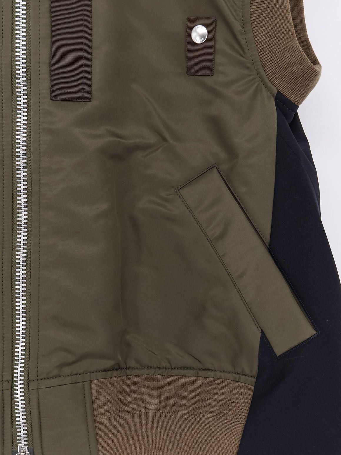 Sacai Nylon Jacket With Fabric Insert On The Back Size S / US 4 / IT 40 - 3 Thumbnail