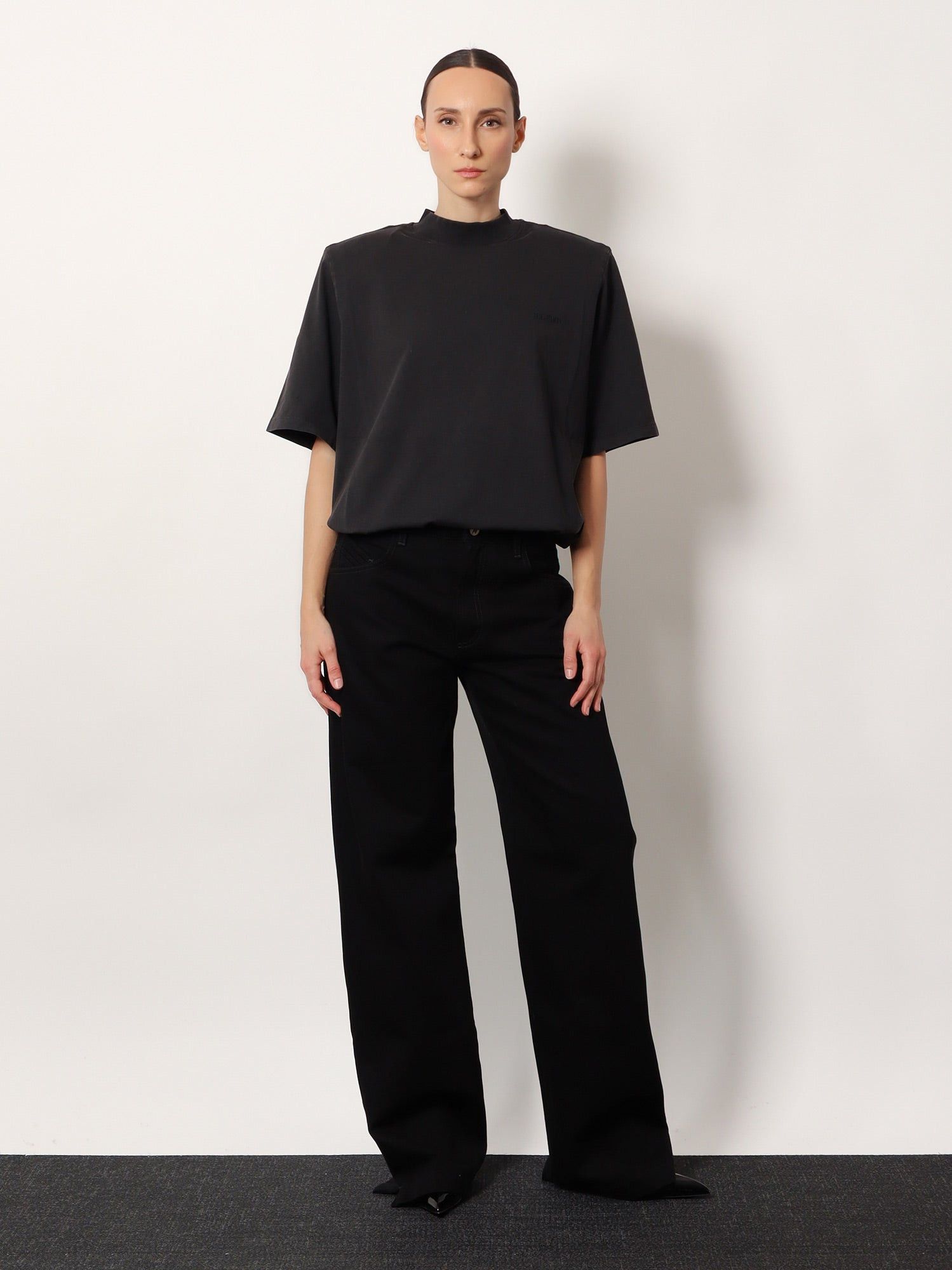 The Attico Cotton T-Shirt With Embroidered Logo On The Front Size XS / US 0-2 / IT 36-38 - 4 Thumbnail