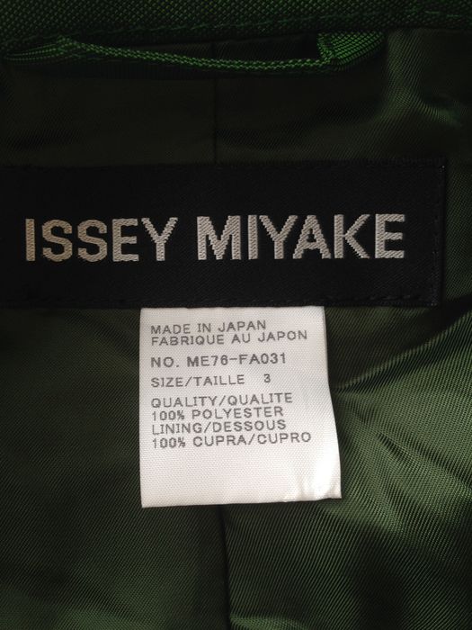 Issey Miyake Raincoat | Grailed