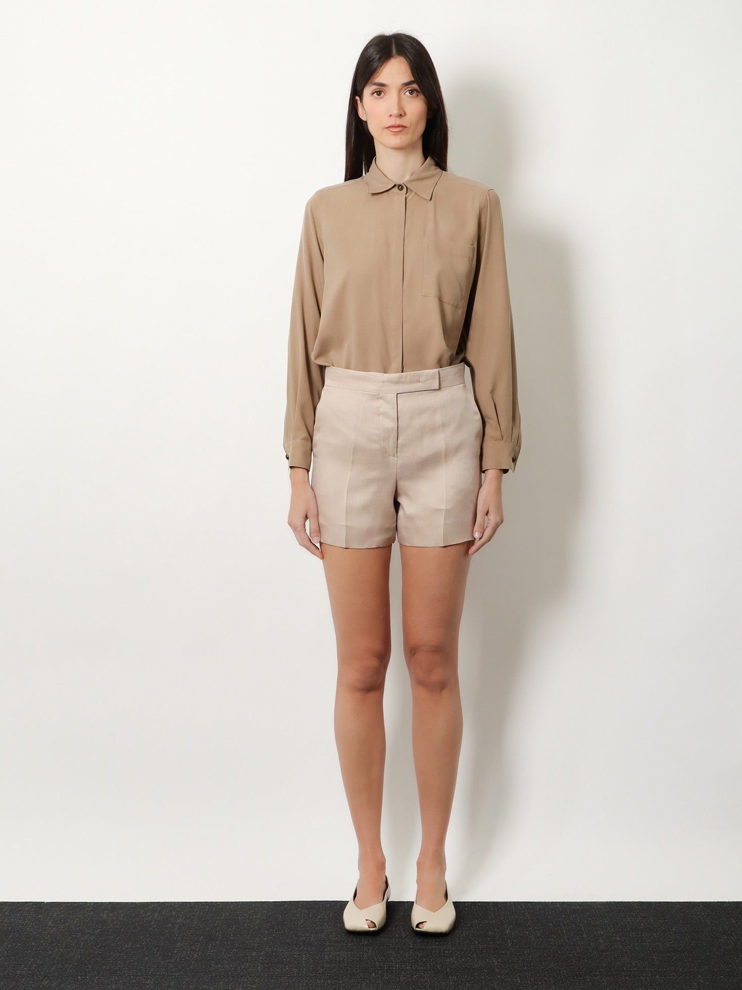 Max Mara Mxaerosi Silk Shorts Size 28" / US 6 / IT 42 - 4 Thumbnail