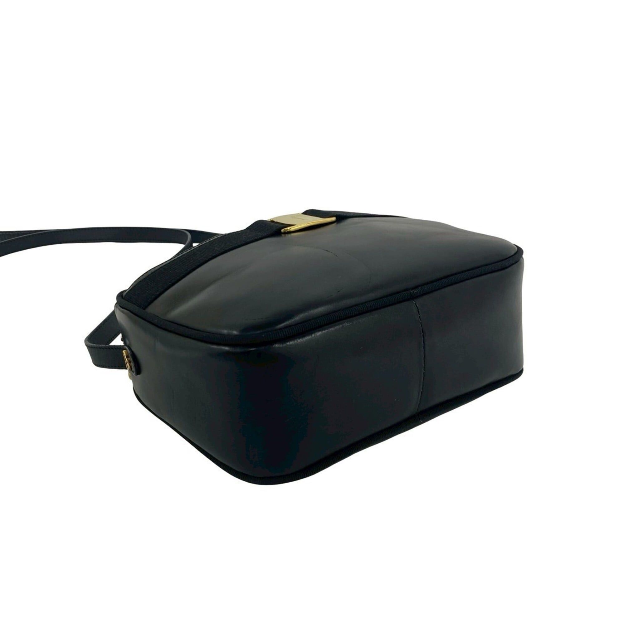 Salvatore Ferragamo Salvatore Ferragamo Vara Ribbon Leather Shoulder Bag/Pouch, Black, 38594 Size ONE SIZE - 7 Thumbnail